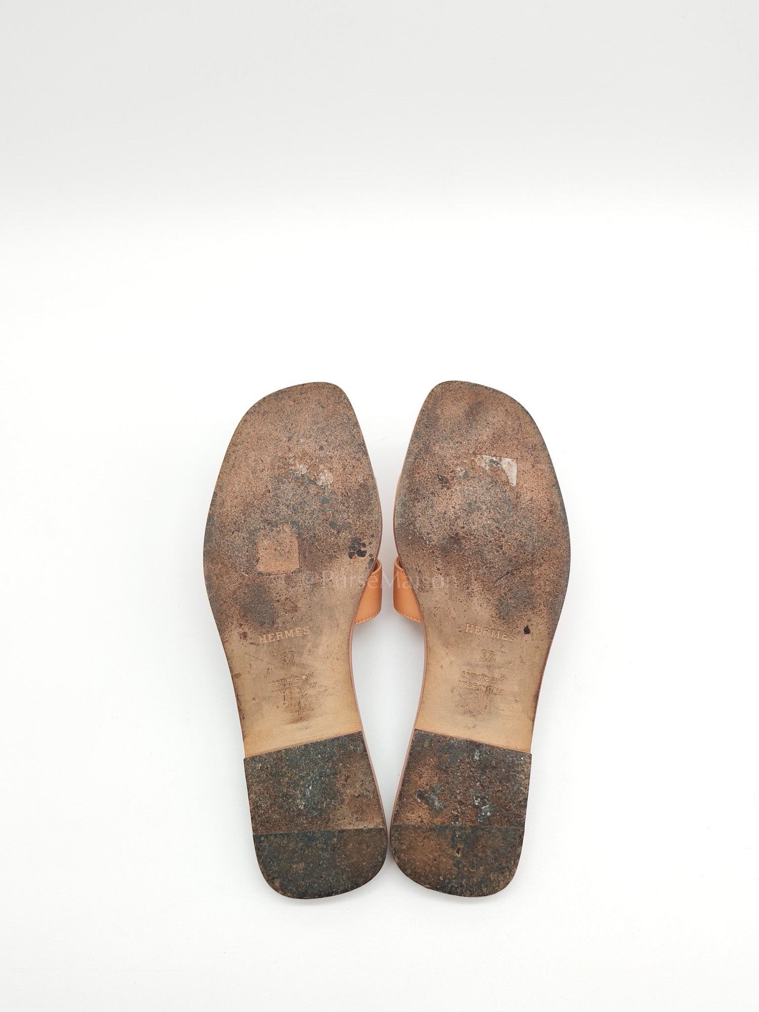 Oran Sandals in Peach Swift Leather Size 37 (24cm) | Purse Maison Luxury Bags Shop