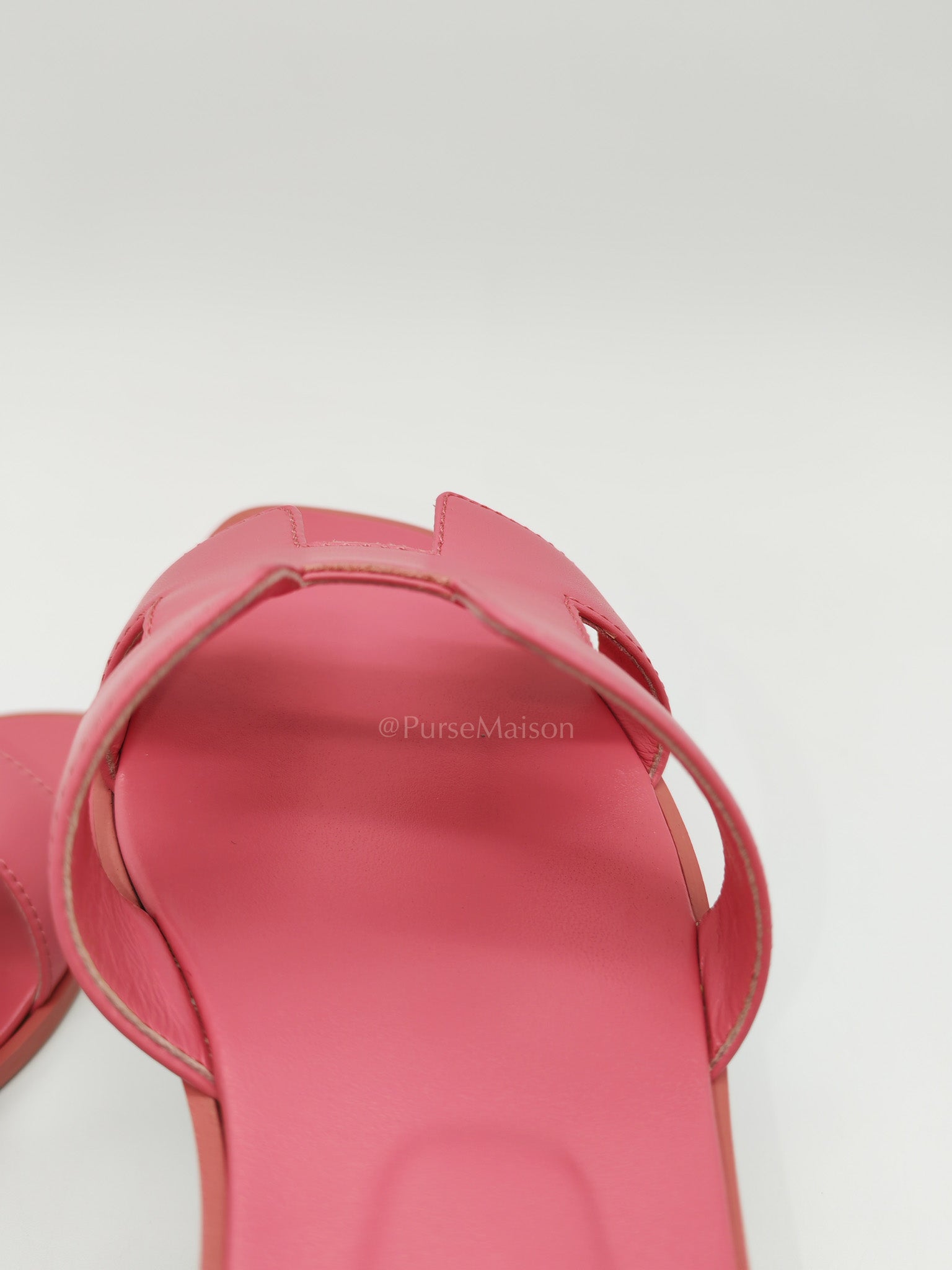Oran Sandals in Pink Swift Leather Size 36.5 EU (23 cm) | Purse Maison Luxury Bags Shop