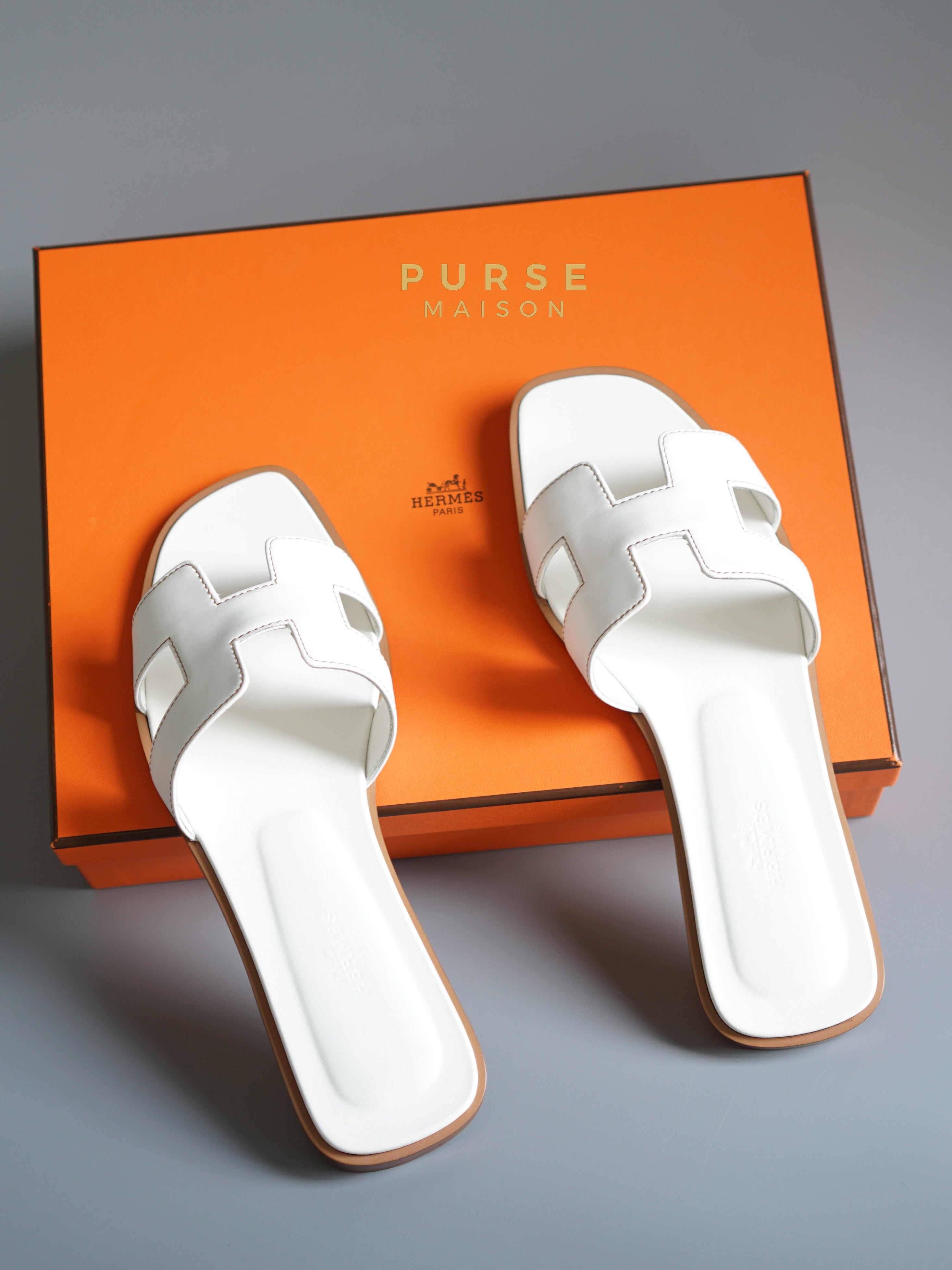Hermes Oran Sandals White (Blanc) Size 37.5 EU (24.3cm) | Purse Maison Luxury Bags Shop