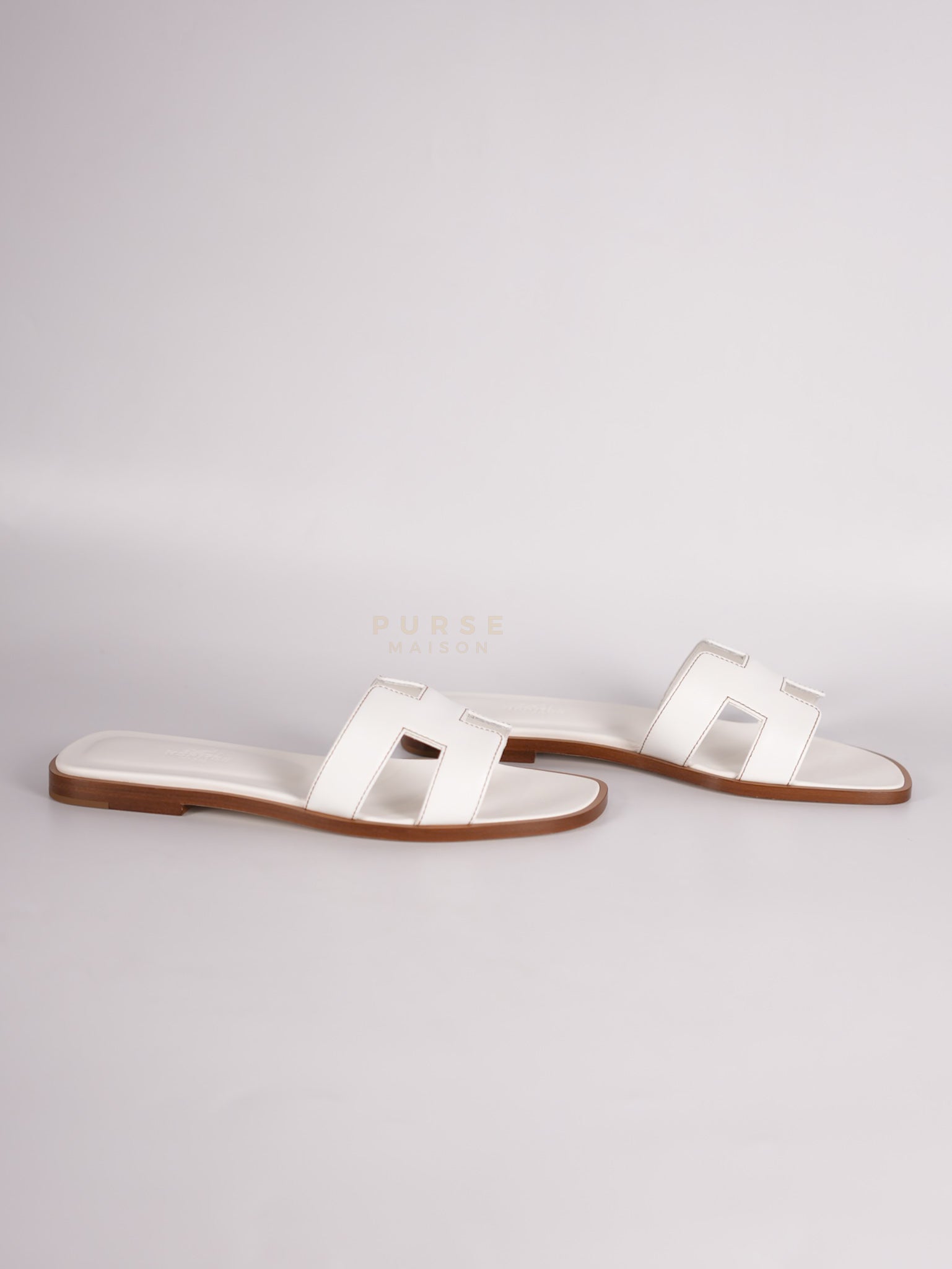 Oran White in Swift Leather Sandals Size 36.5 EU (22.5 cm) | Purse Maison Luxury Bags Shop
