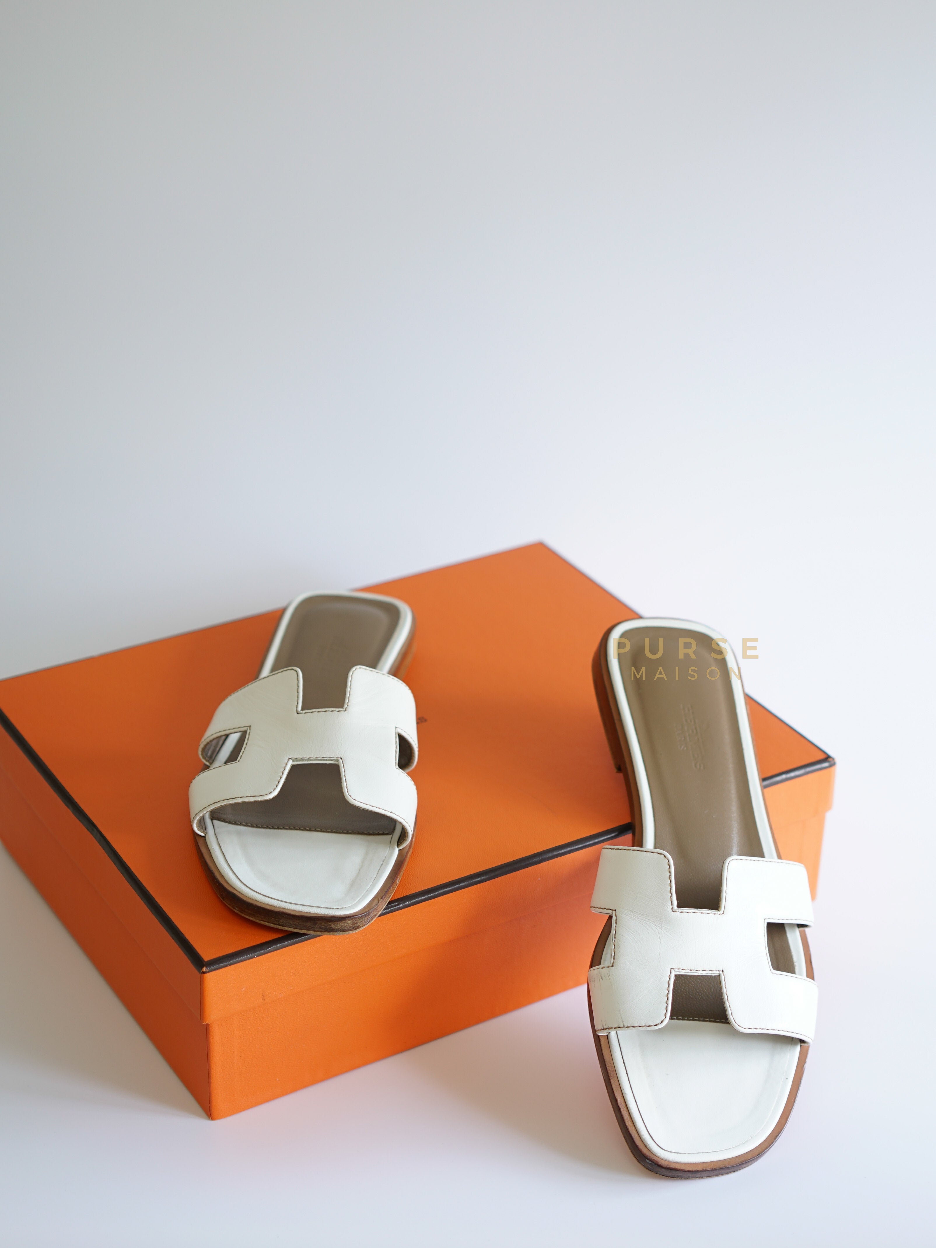 Oran White Sandals Size 37 EU (23.5cm) | Purse Maison Luxury Bags Shop