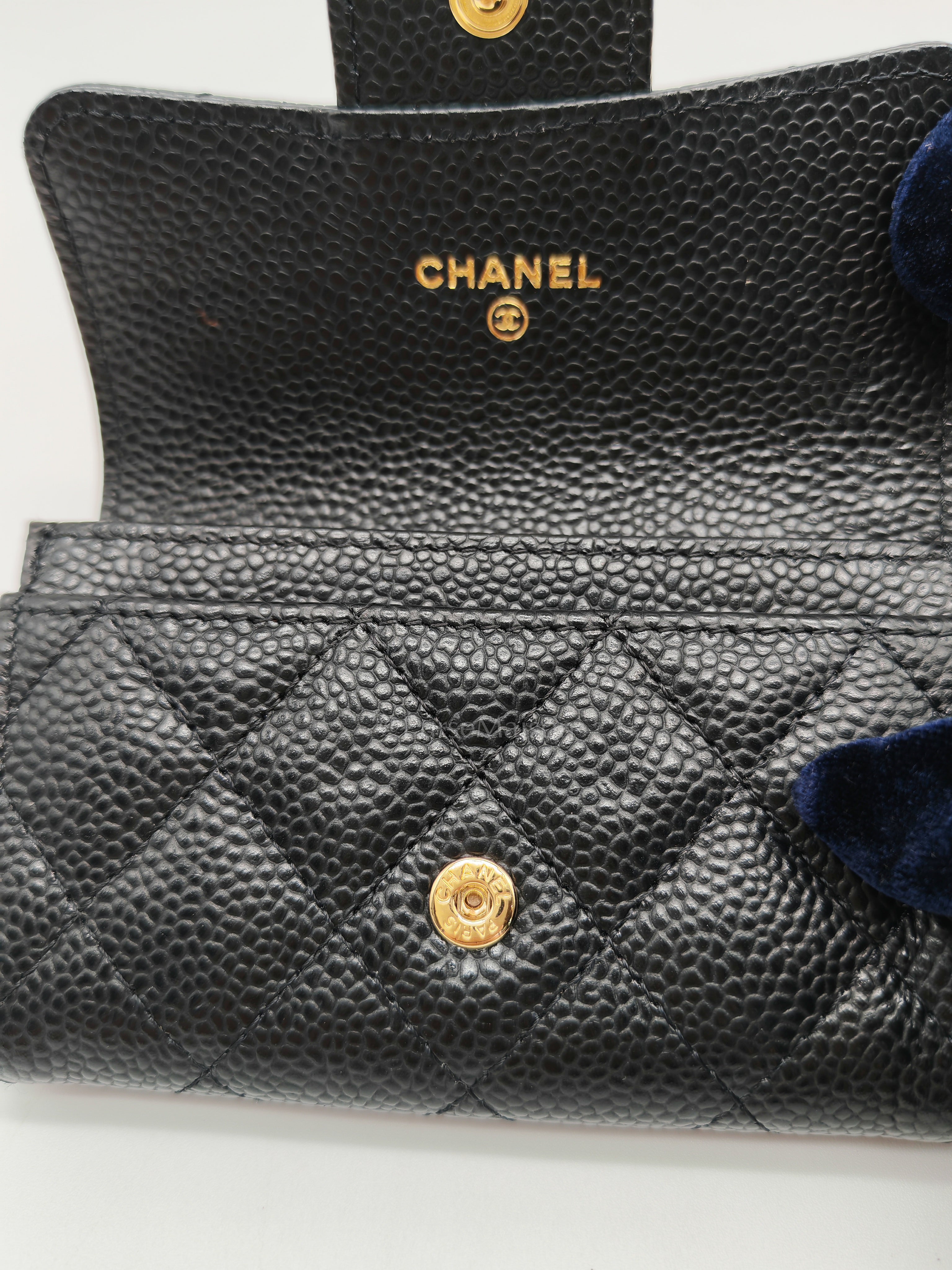 Classic Card Holder Flap Caviar Leather in Gold Hardware (Microchip)