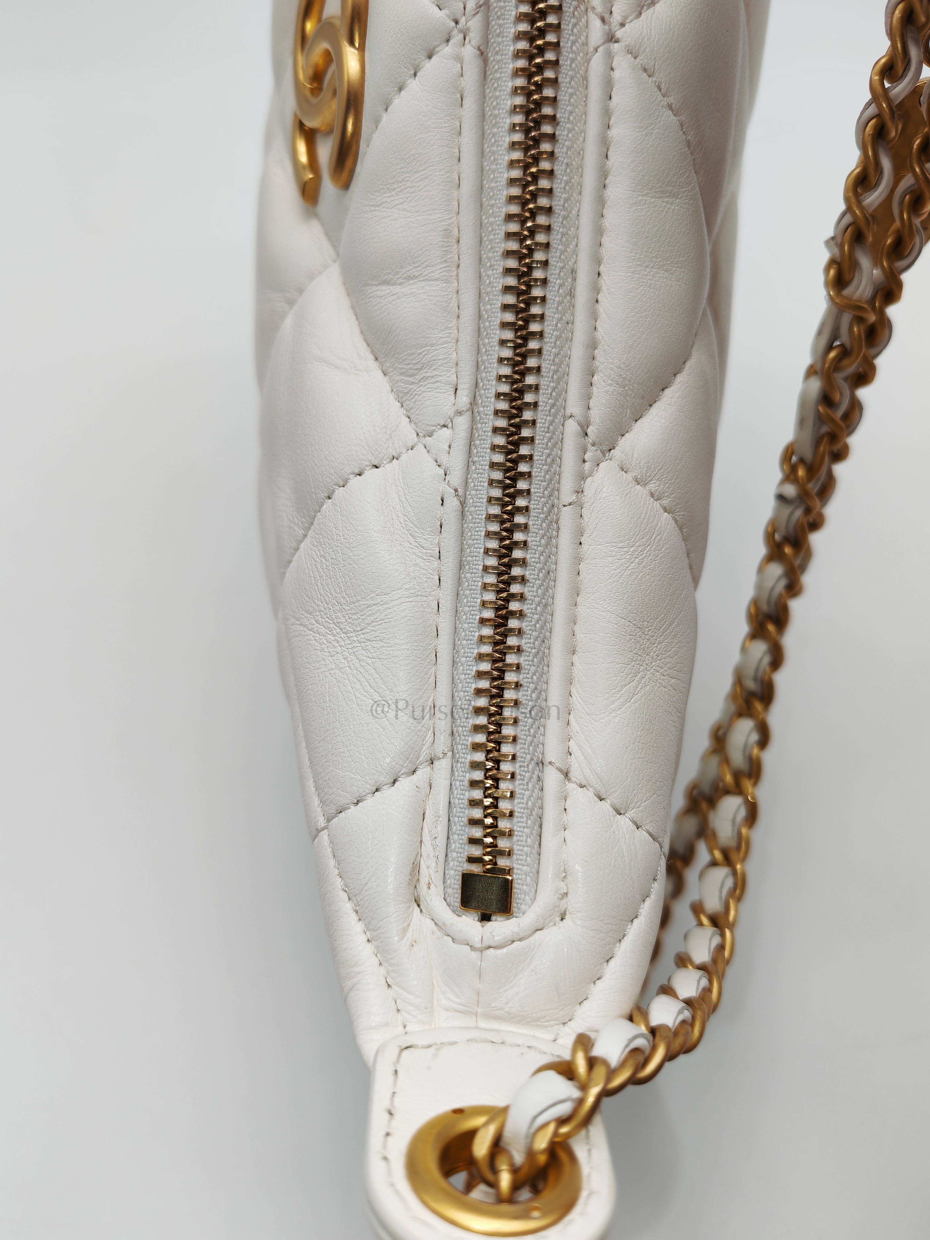Hobo Bag in White Lambskin Leather and Aged Gold Hardware (Microchip)
