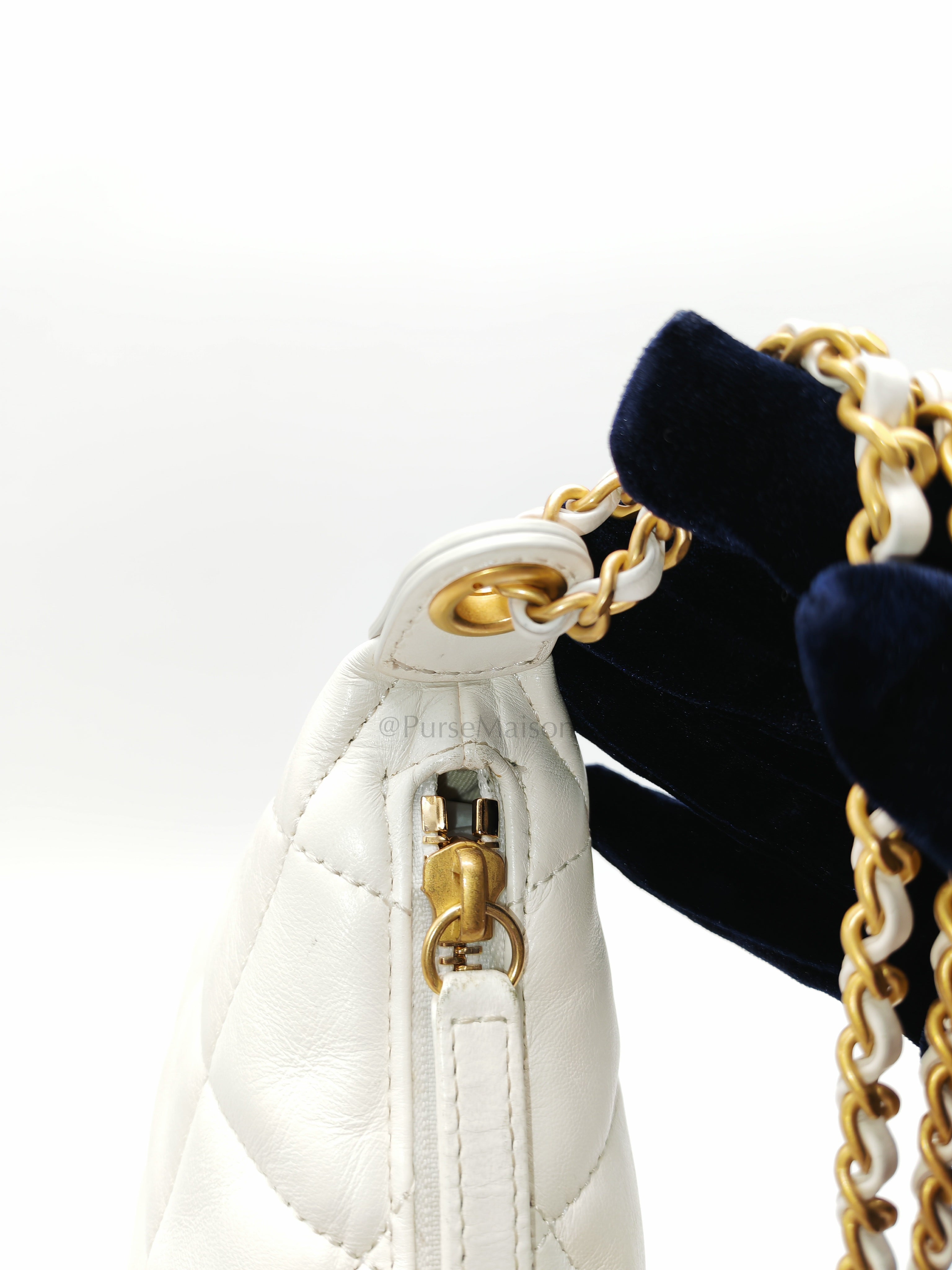Hobo Bag in White Lambskin Leather and Aged Gold Hardware (Microchip)