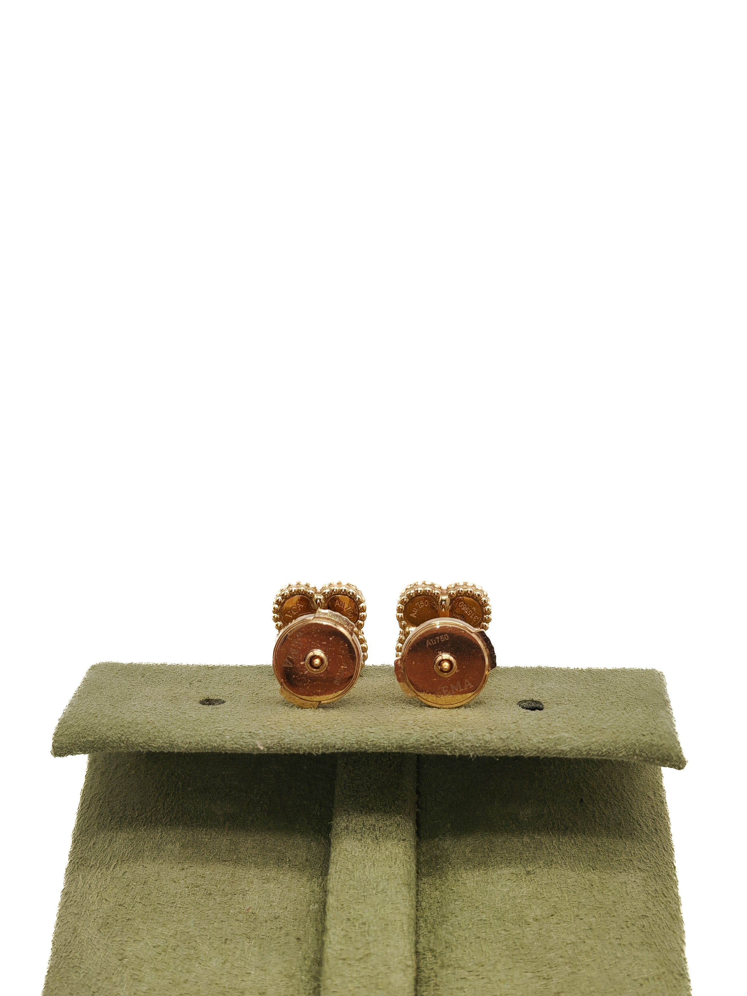 Sweet Alhambra White Mother of Pearl Earrings Yellow Gold (Year 2025)