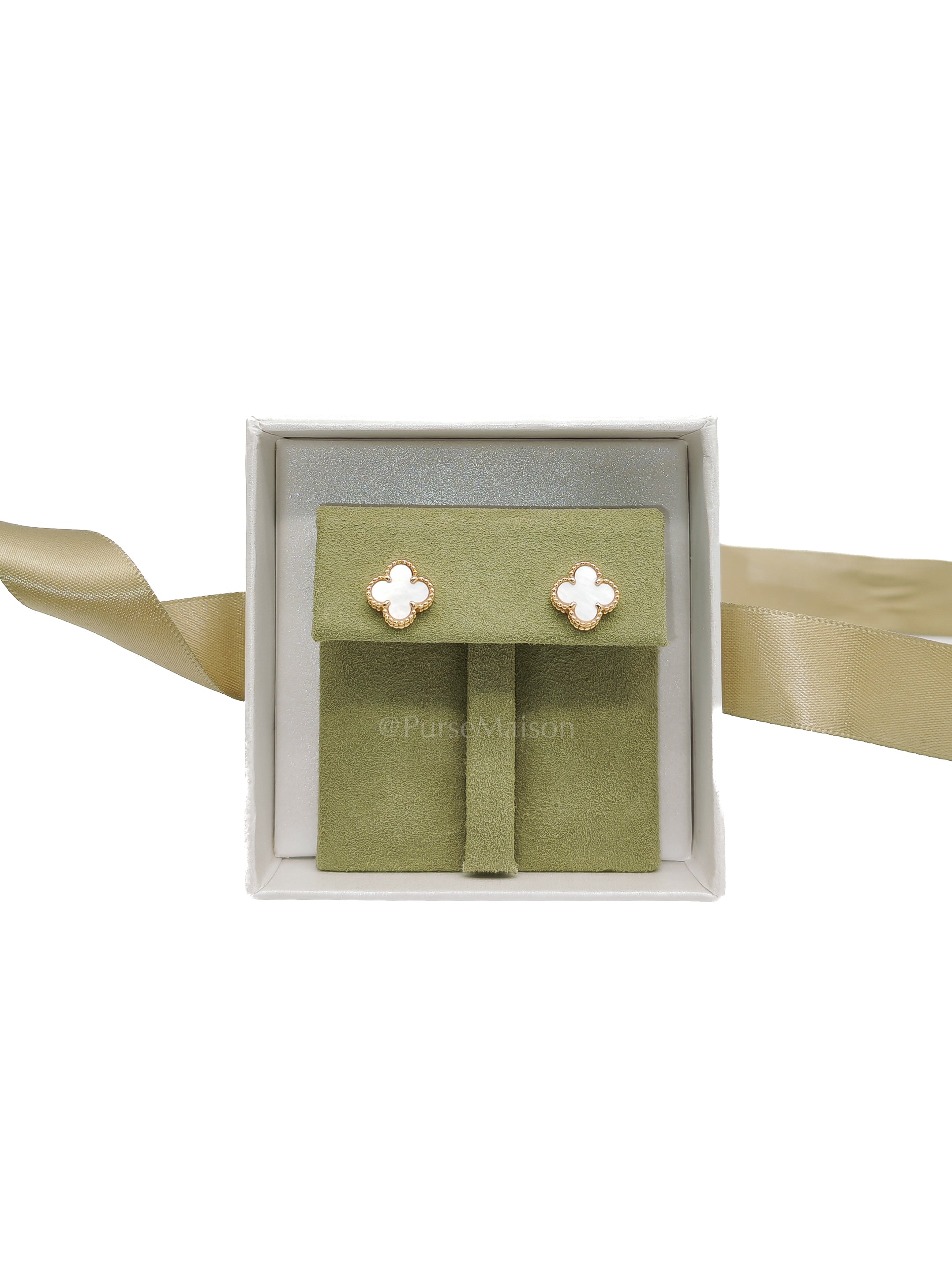 Sweet Alhambra White Mother of Pearl Earrings Yellow Gold (Year 2025)