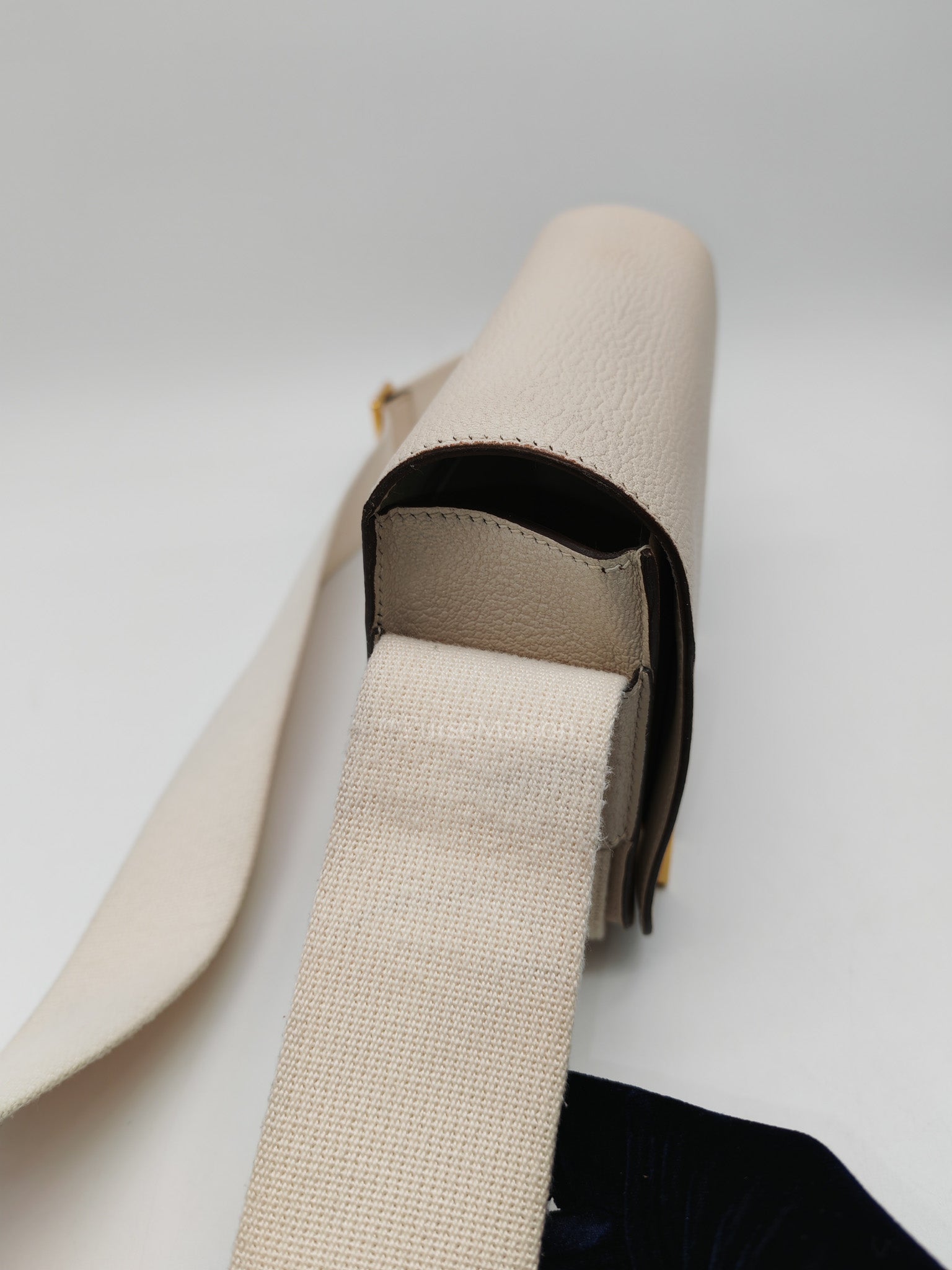 Geta in Nata Chevre Mysore Leather & Gold Hardware Stamp B (2023)
