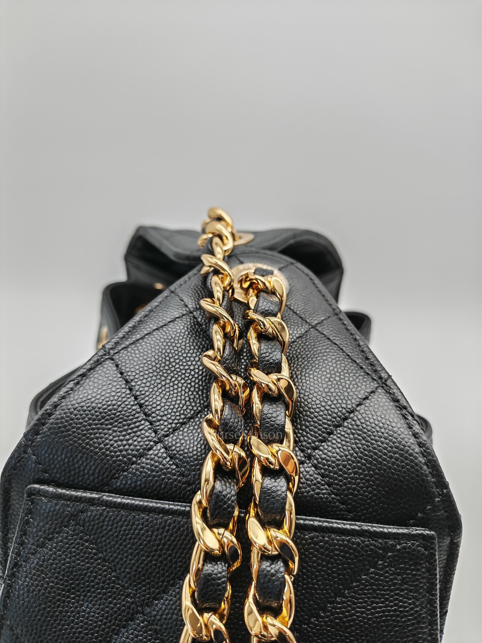 25 Small Black Caviar Leather in Shiny Gold Hardware (Microchip)