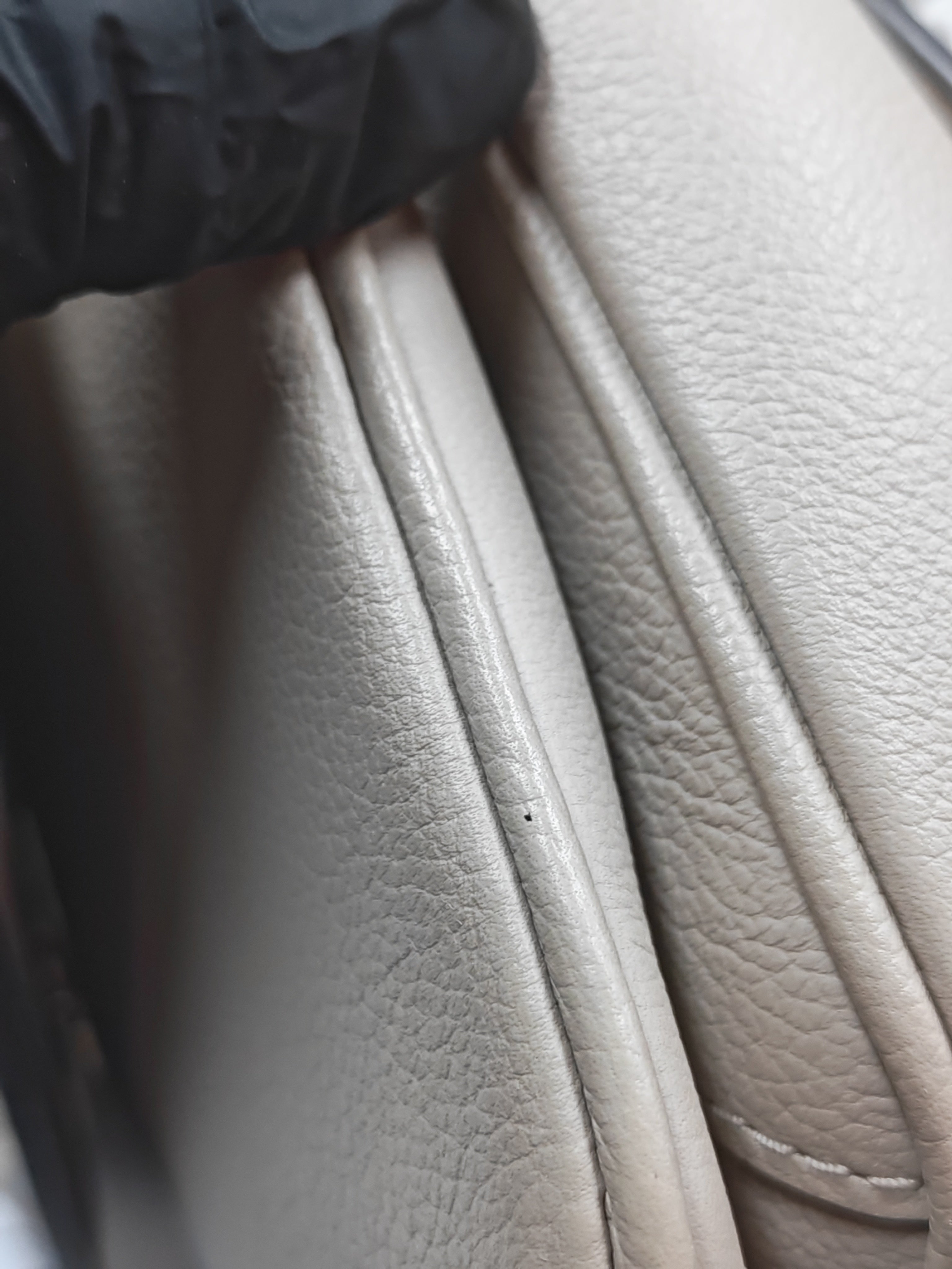 Oxford Lock Me Greige in Grained Calfskin Leather Crossbody Bag (Microchip) | Purse Maison Luxury Bags Shop