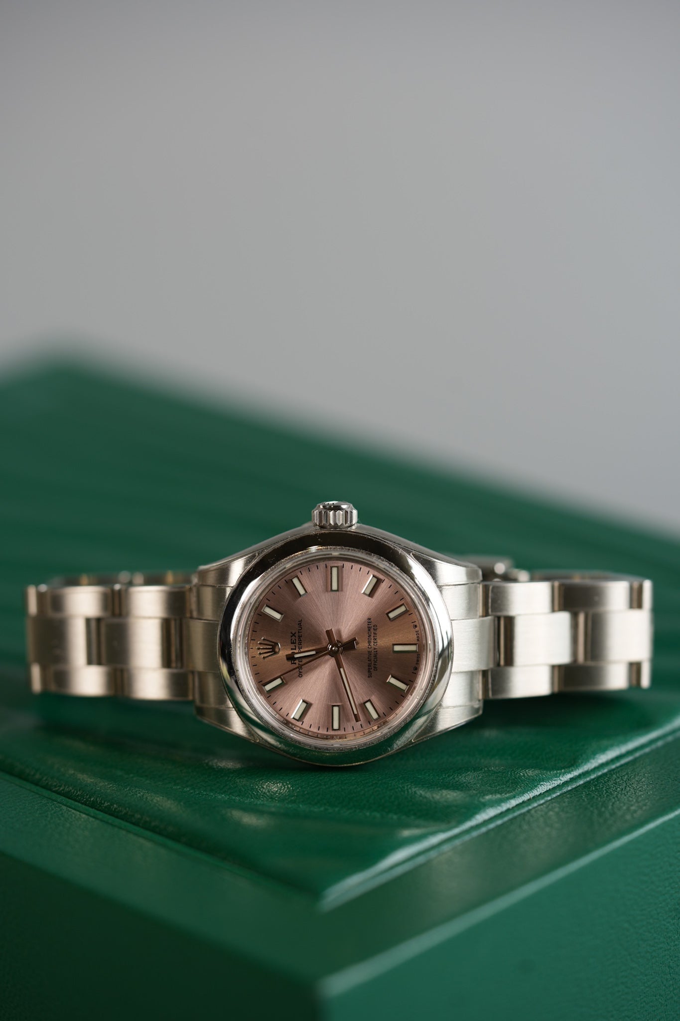 Oyster Perpetual 28mm Stainless Steel in Pink Dial (276200) | Purse Maison Luxury Bags Shop