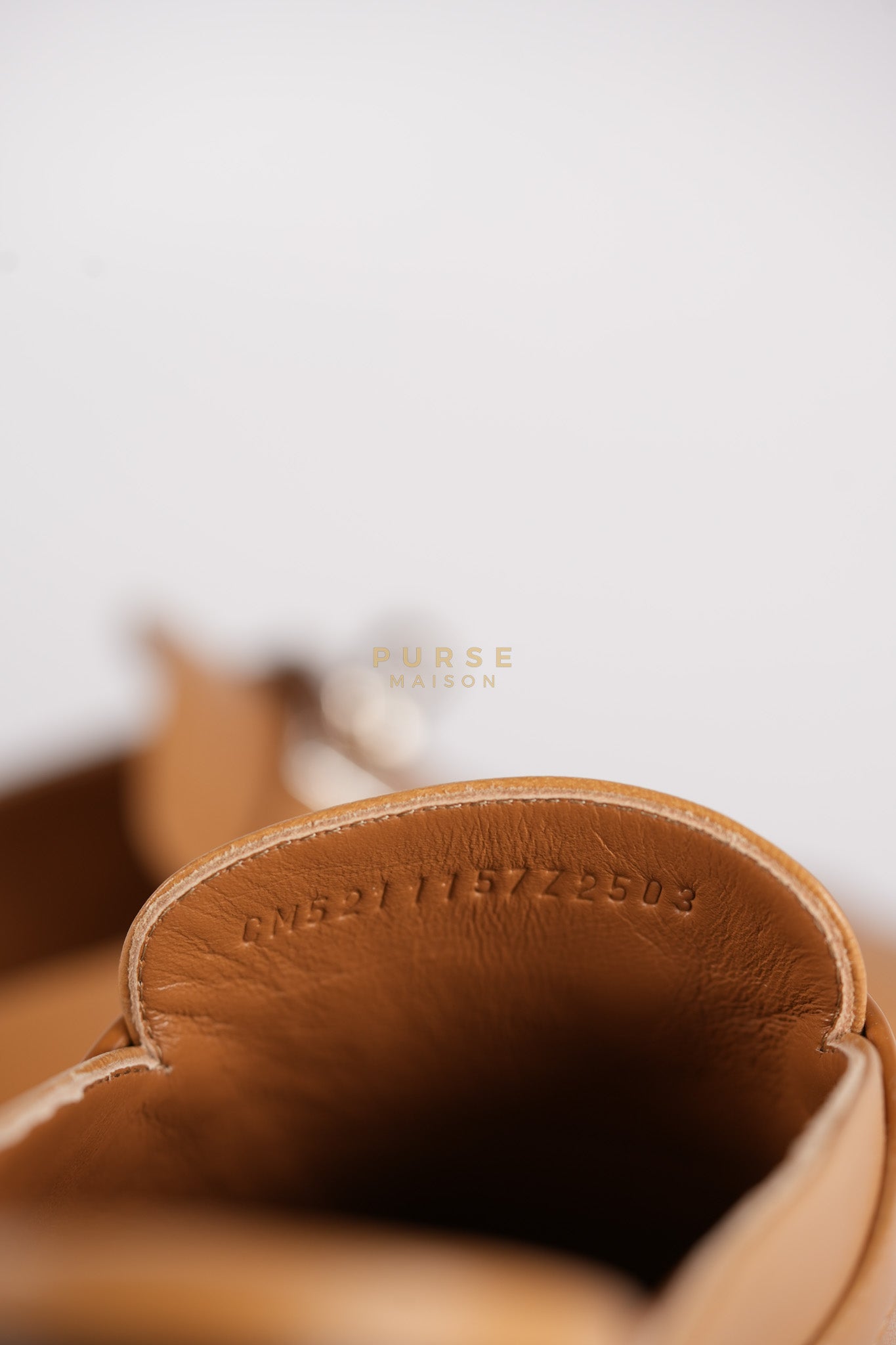 Oz Mule in Naturel Goatskin Leather & Palladium Kelly Buckle Size 37(24.5 cm) | Purse Maison Luxury Bags Shop