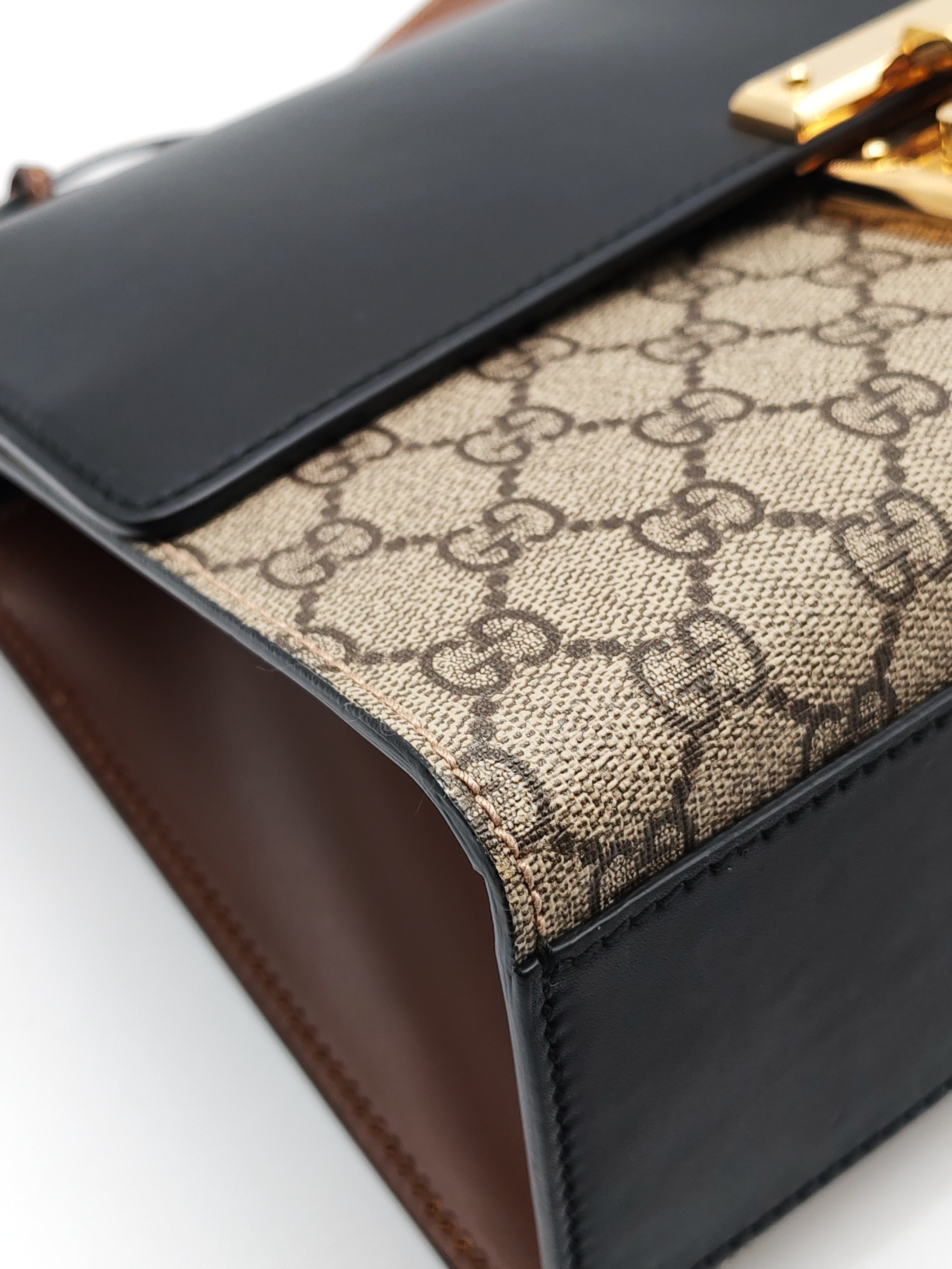 Padlock Shoulder Bag Medium in GG Supreme Canvas & Gold Hardware | Purse Maison Luxury Bags Shop