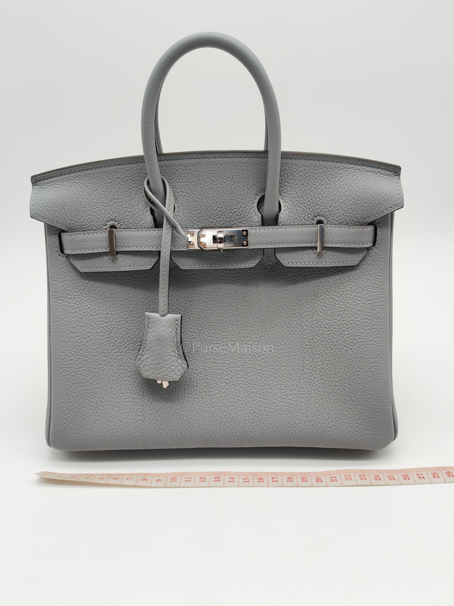 Birkin 25 in Gris Pantin Togo Leather & Palladium Hardware Stamp K(2025)