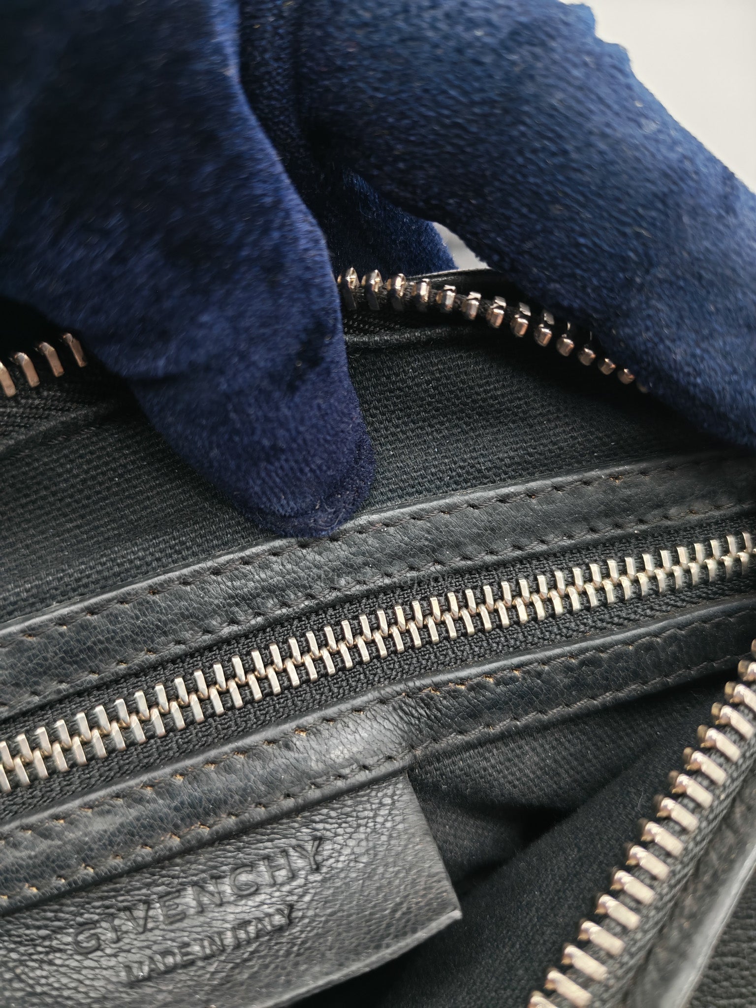 Pandora Bag in Black Goat Skin Leather & Silver Hardware | Purse Maison Luxury Bags Shop