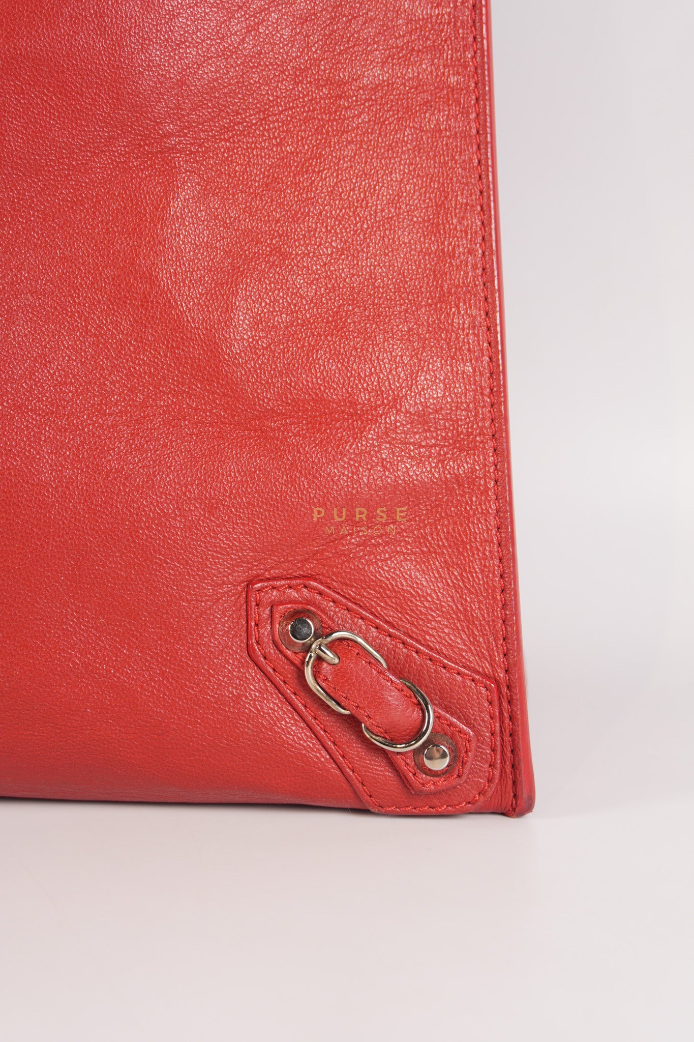 Papier A4 40 in Red Calfskin Leather Tote Bag | Purse Maison Luxury Bags Shop