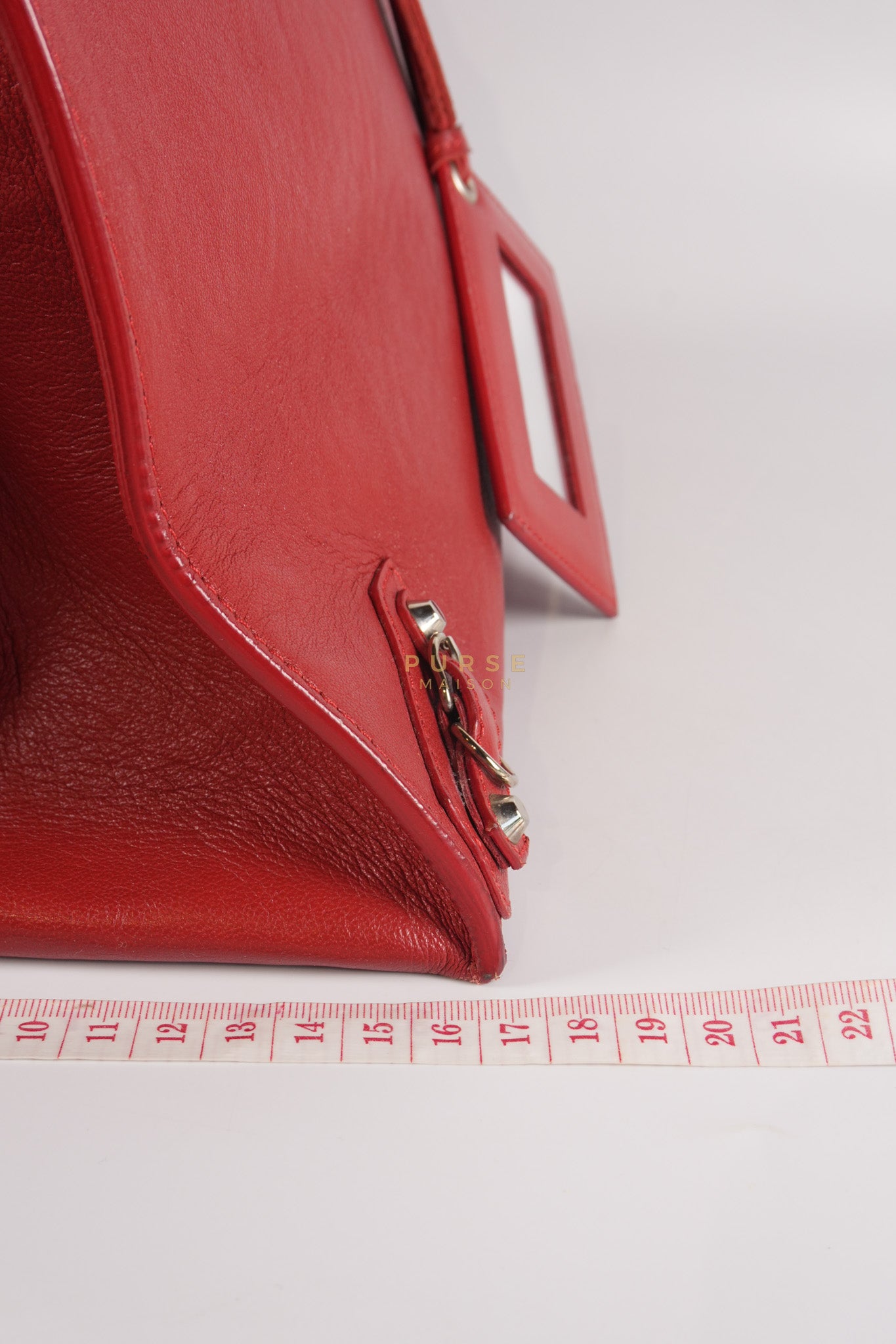 Papier A4 40 in Red Calfskin Leather Tote Bag | Purse Maison Luxury Bags Shop