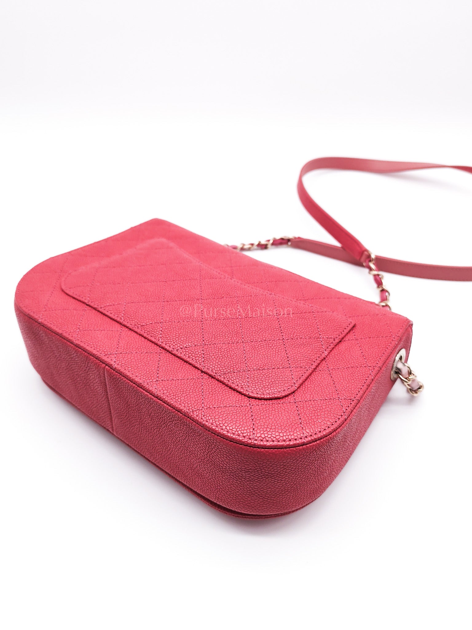 Paris-Cuba Thread Around Flap in Red Cavial Leather and Light Gold Hardware Series 25 | Purse Maison Luxury Bags Shop