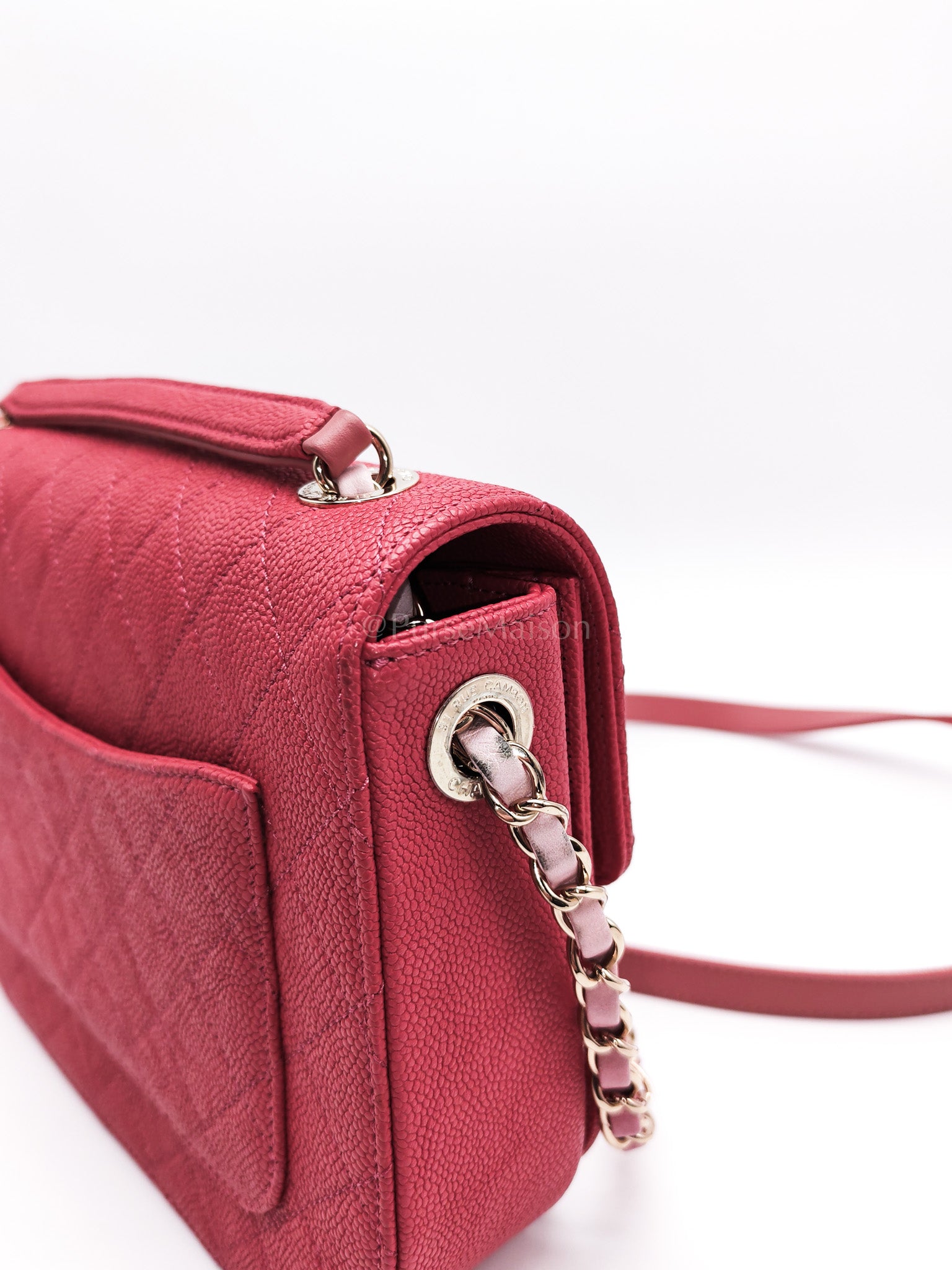 Paris-Cuba Thread Around Flap in Red Cavial Leather and Light Gold Hardware Series 25 | Purse Maison Luxury Bags Shop