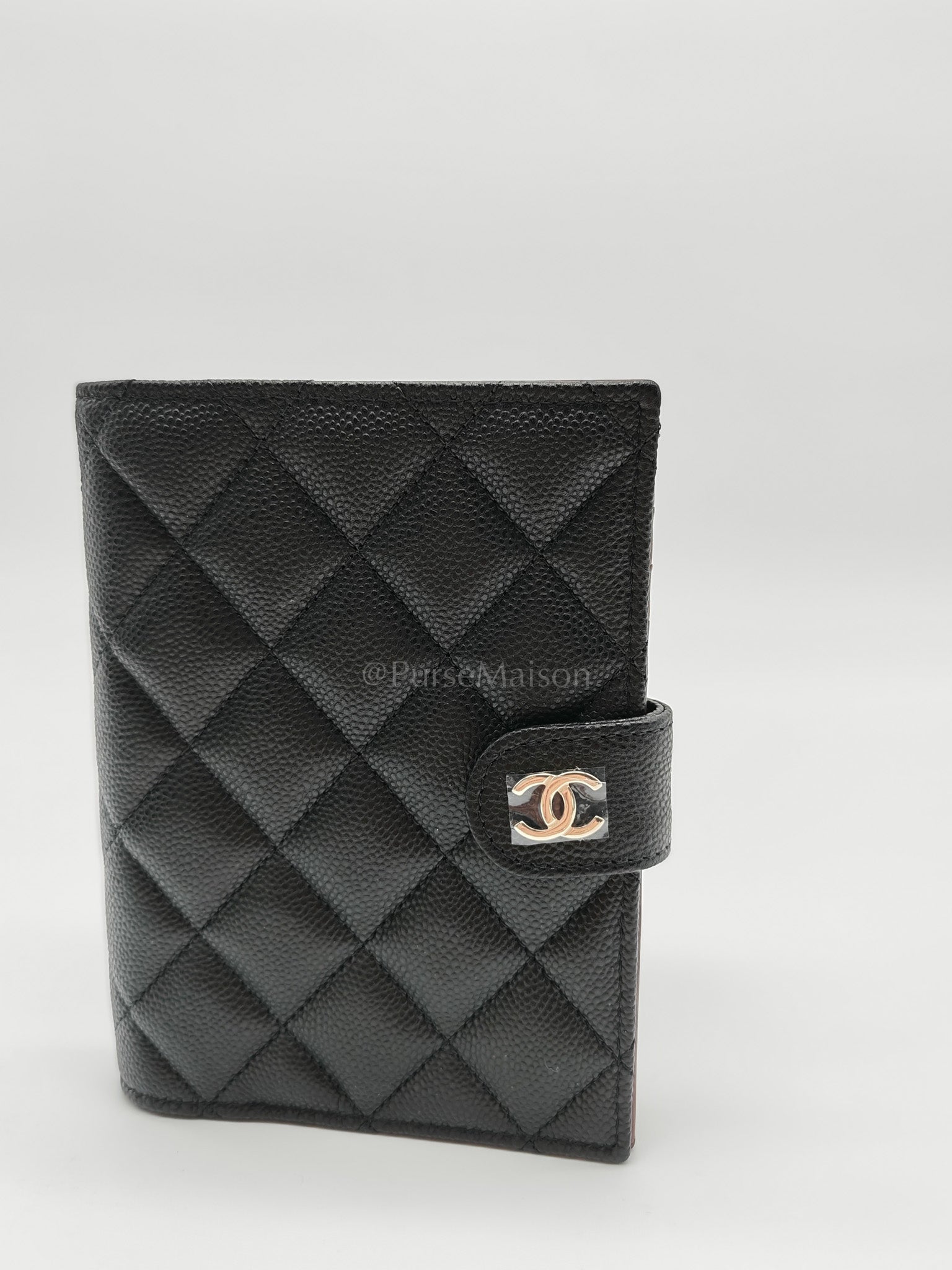 Passport Holder in Black Caviar Leather and Light Gold Hardware (Microchip) PT****7C | Purse Maison Luxury Bags Shop