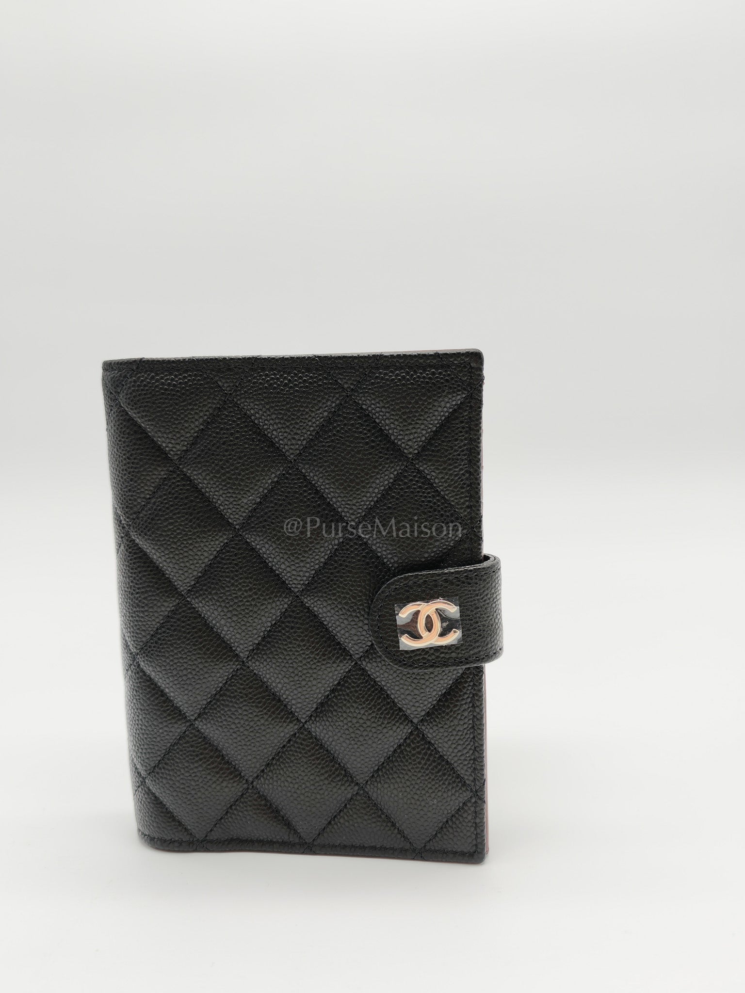 Passport Holder in Black Caviar Leather and Light Gold Hardware (Microchip) PT****7C | Purse Maison Luxury Bags Shop