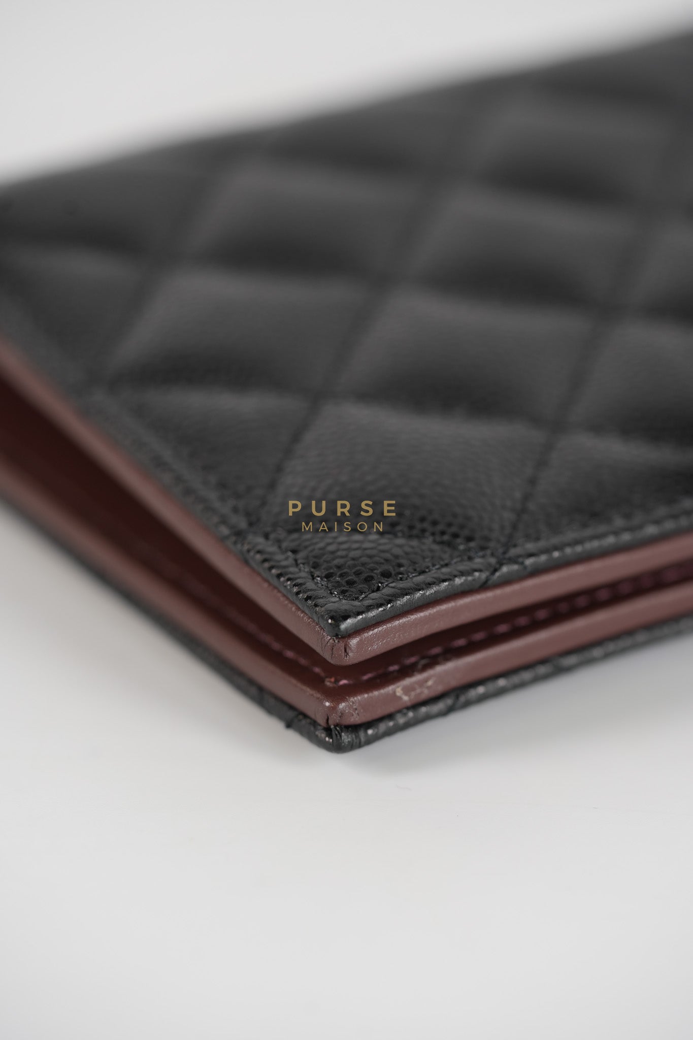 Passport Holder Black in Caviar Leather and Gold Hardware (Microchip)