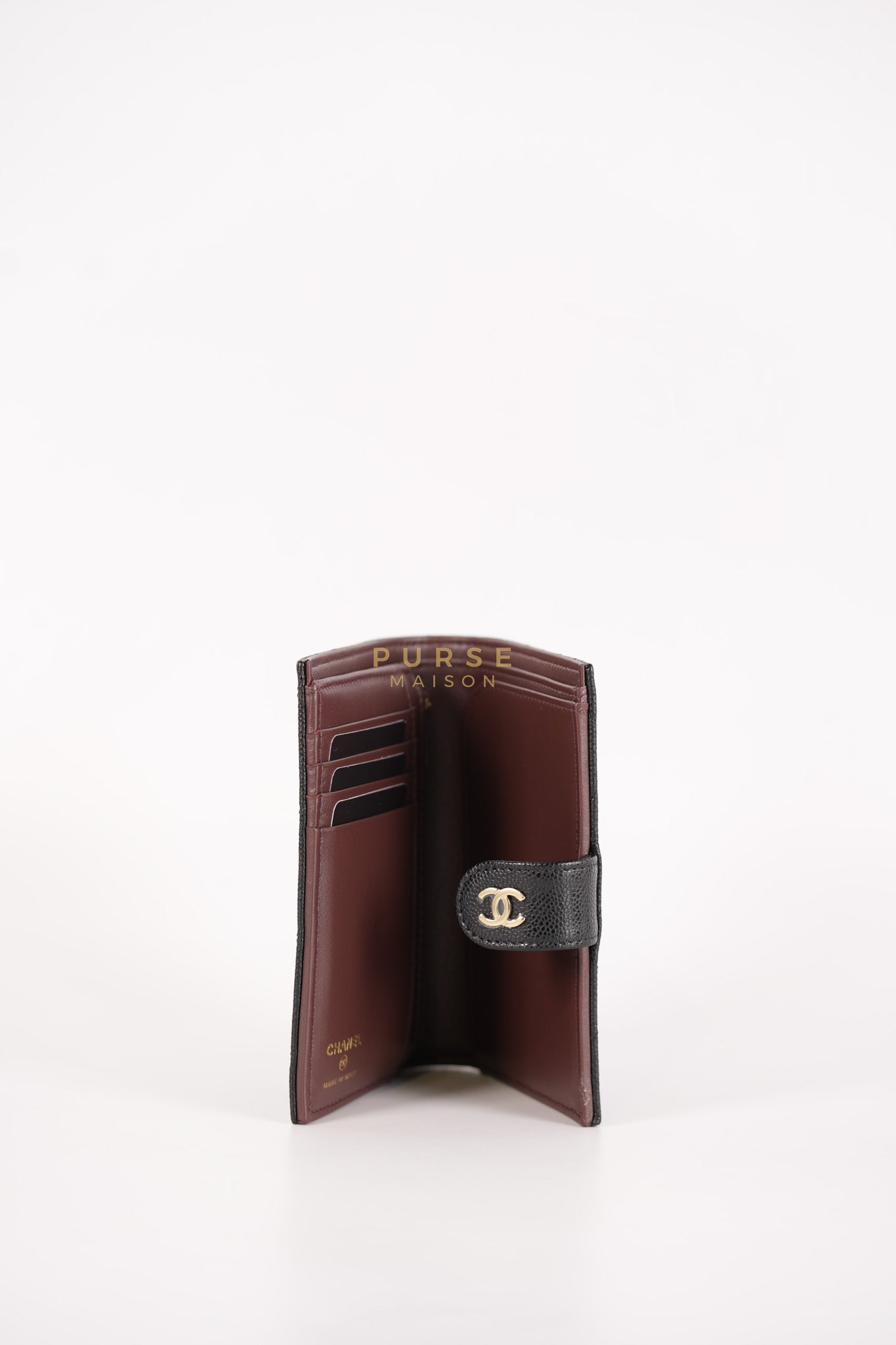 Passport Holder Black in Caviar Leather and Gold Hardware (Microchip)