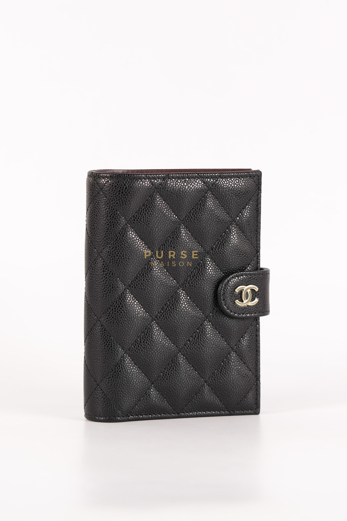 Passport Holder Black in Caviar Leather and Gold Hardware (Microchip)