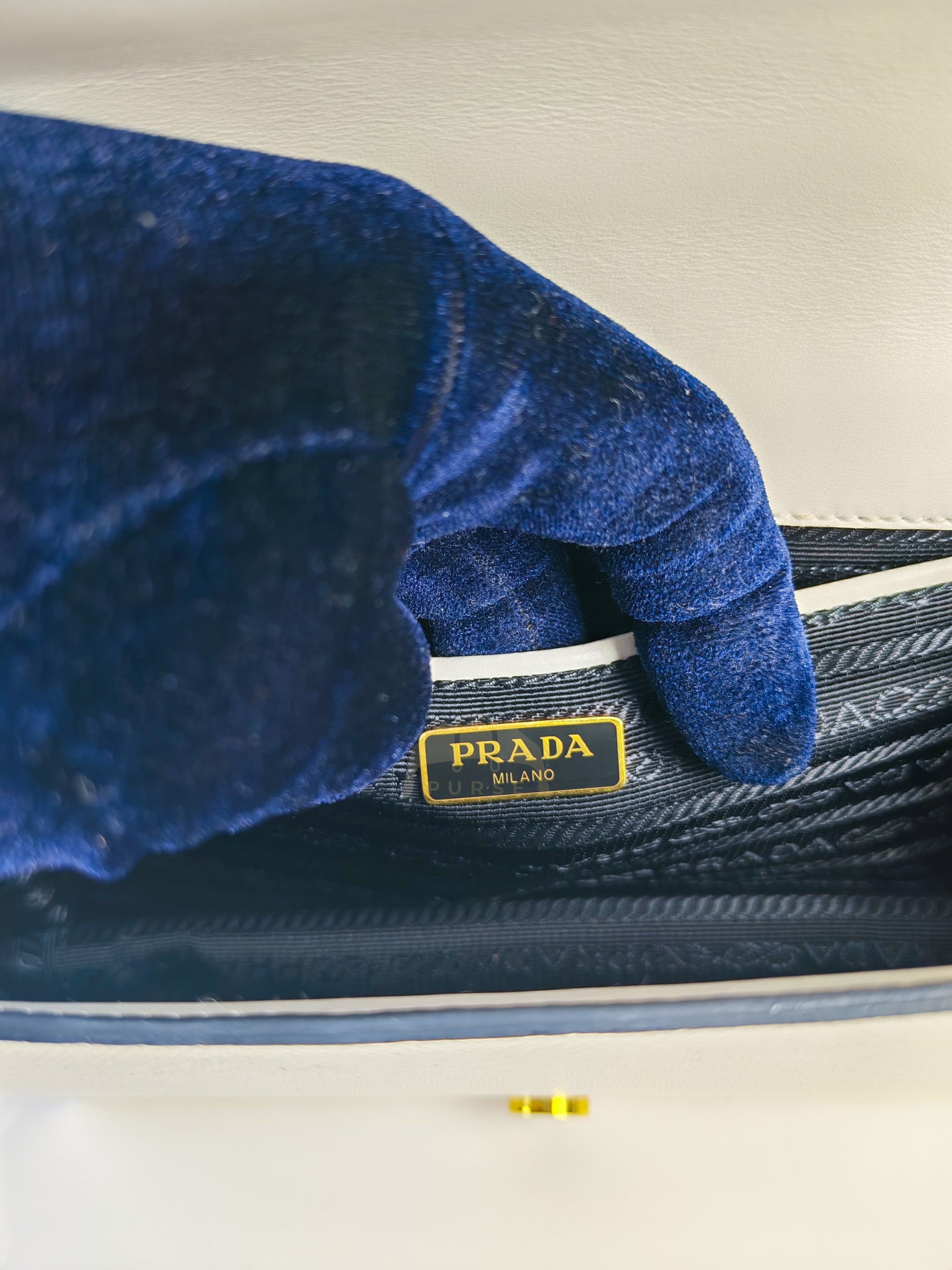 Pattina in Bianco Saffiano Leather Chain Shoulder Bag | Purse Maison Luxury Bags Shop