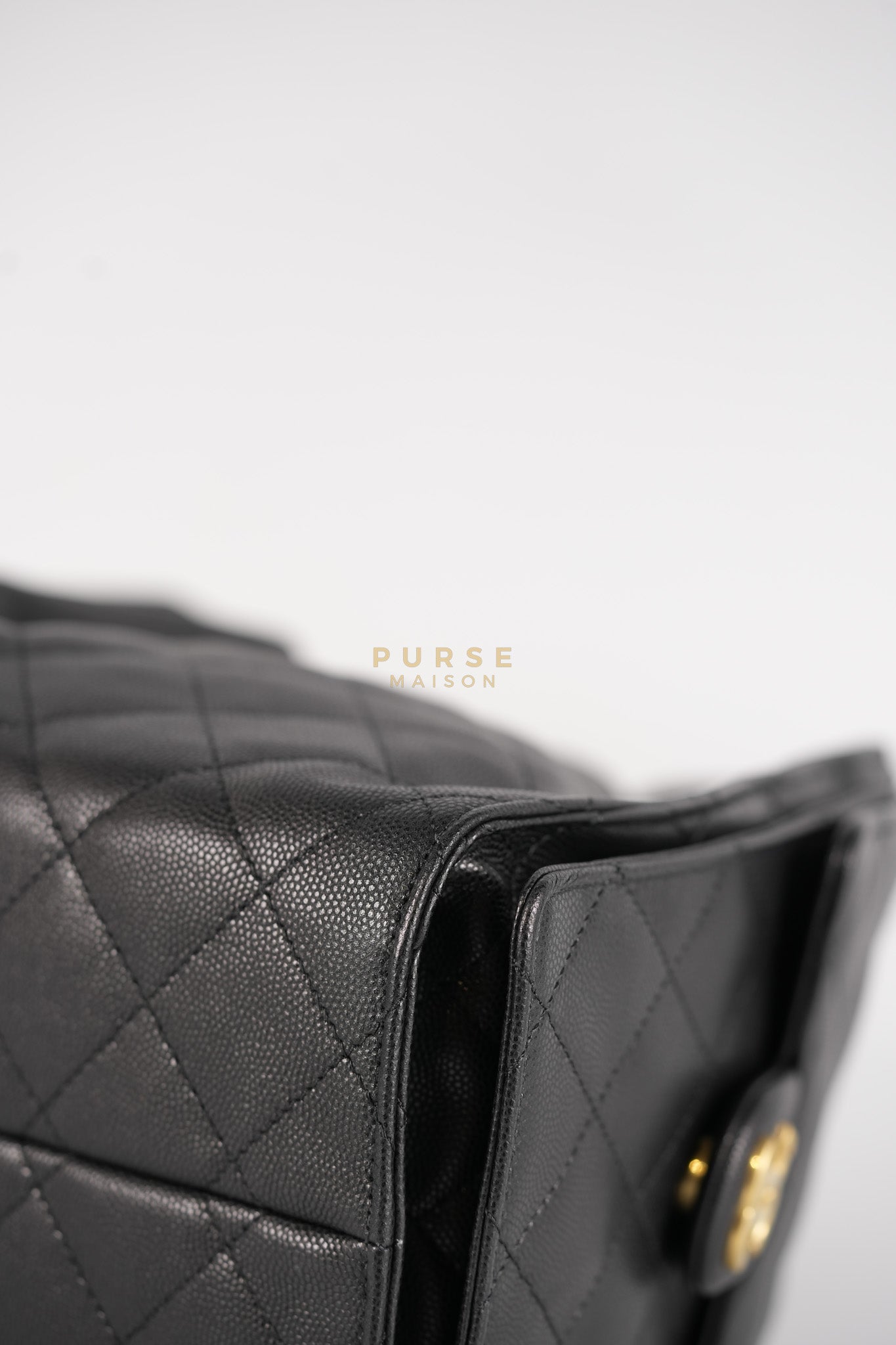 25 Small Hobo Tote Bag in Black Caviar Leather & Aged Gold Hardware (Microchip: E5****49)
