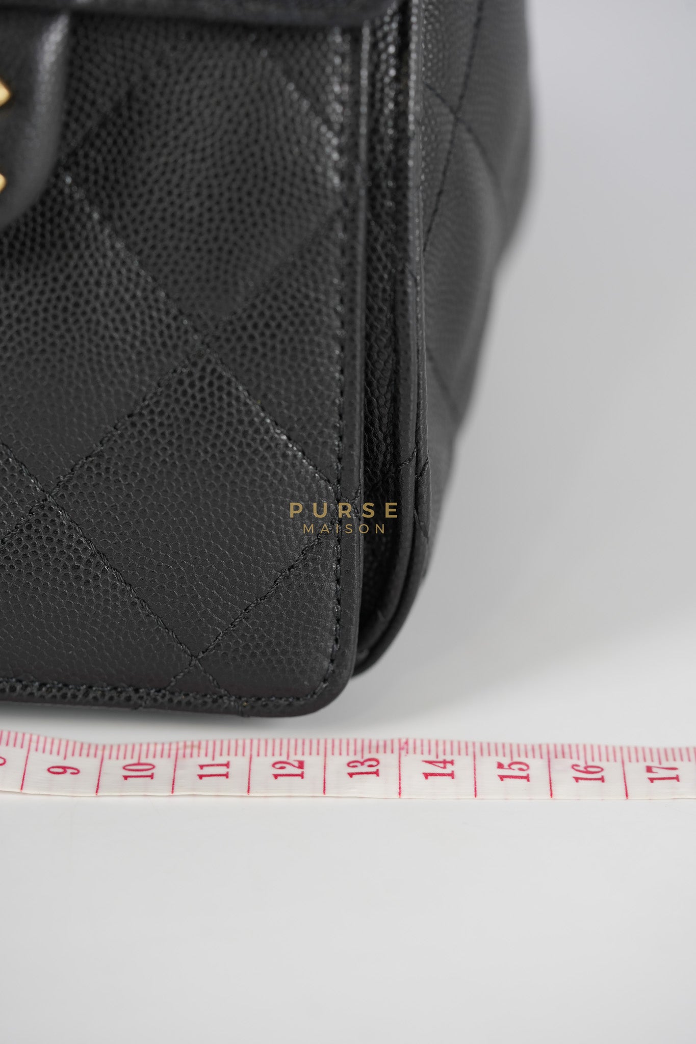 25 Small Hobo Tote Bag in Black Caviar Leather & Aged Gold Hardware (Microchip: E5****49)