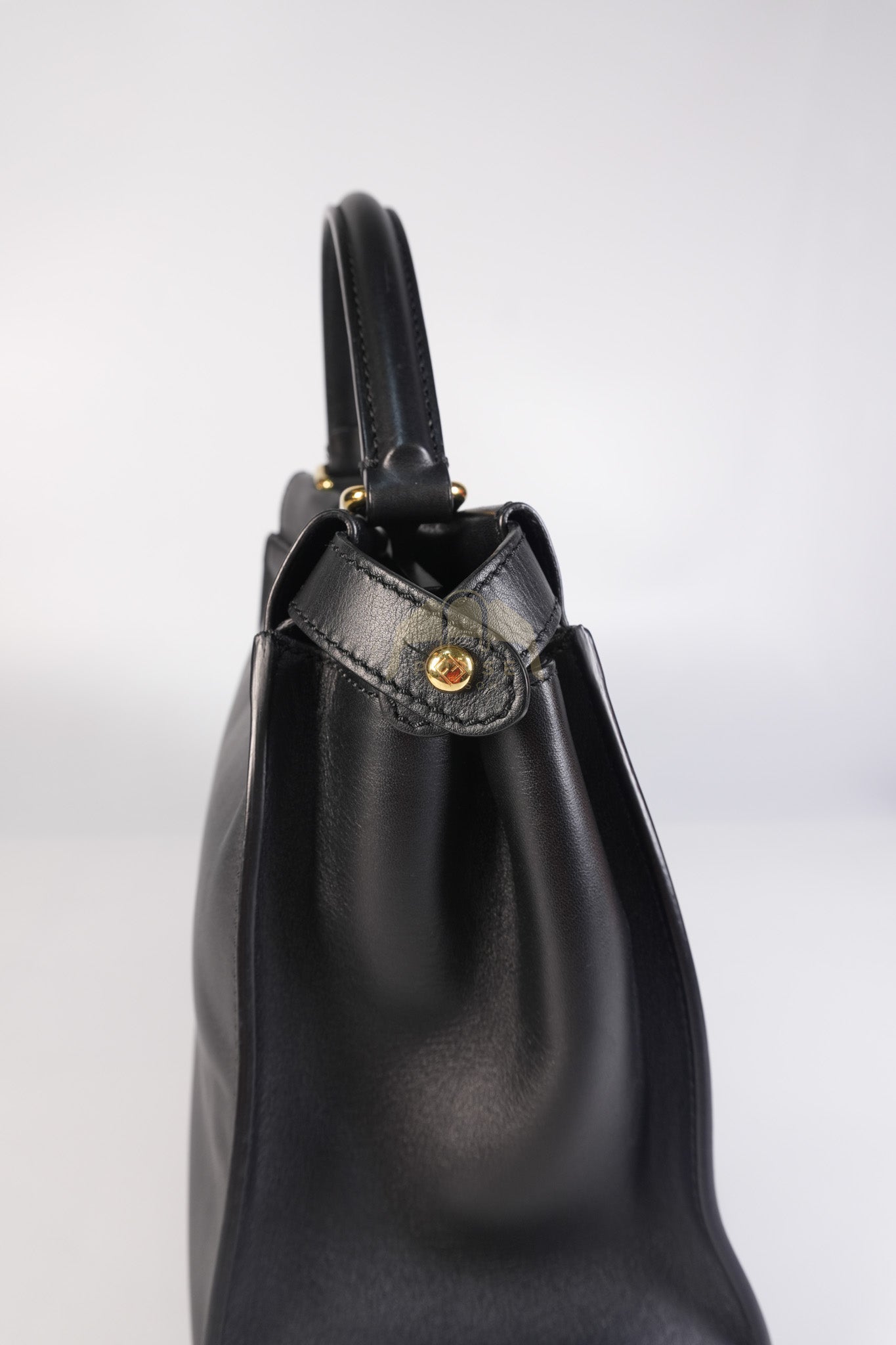 Peekaboo Hand Bag Medium in Black Shiny Calfskin Leather | Purse Maison Luxury Bags Shop