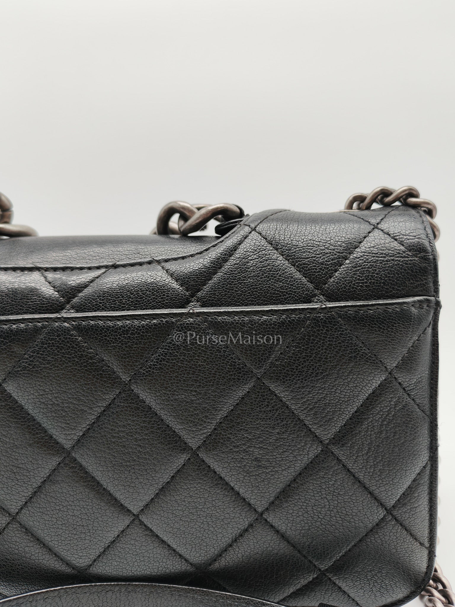 Perfect Edge Flap in Quilted Goatskin Leather and Ruthenium Hardware Series 21 | Purse Maison Luxury Bags Shop