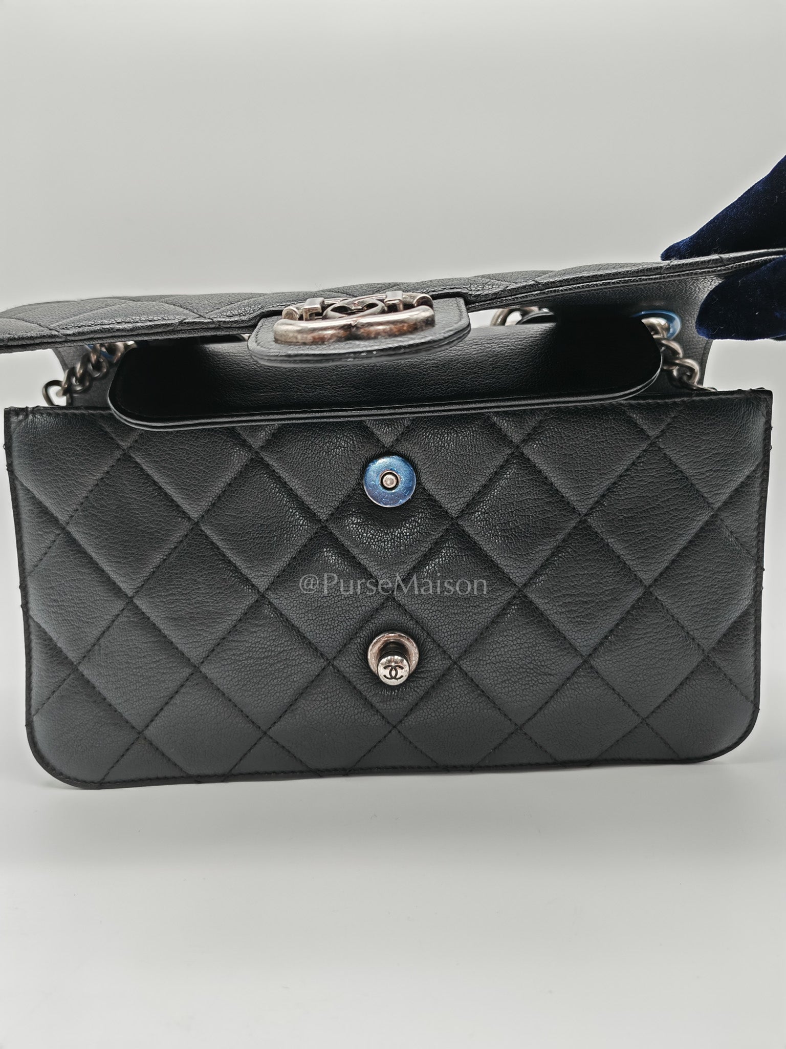 Perfect Edge Flap in Quilted Goatskin Leather and Ruthenium Hardware Series 21 | Purse Maison Luxury Bags Shop