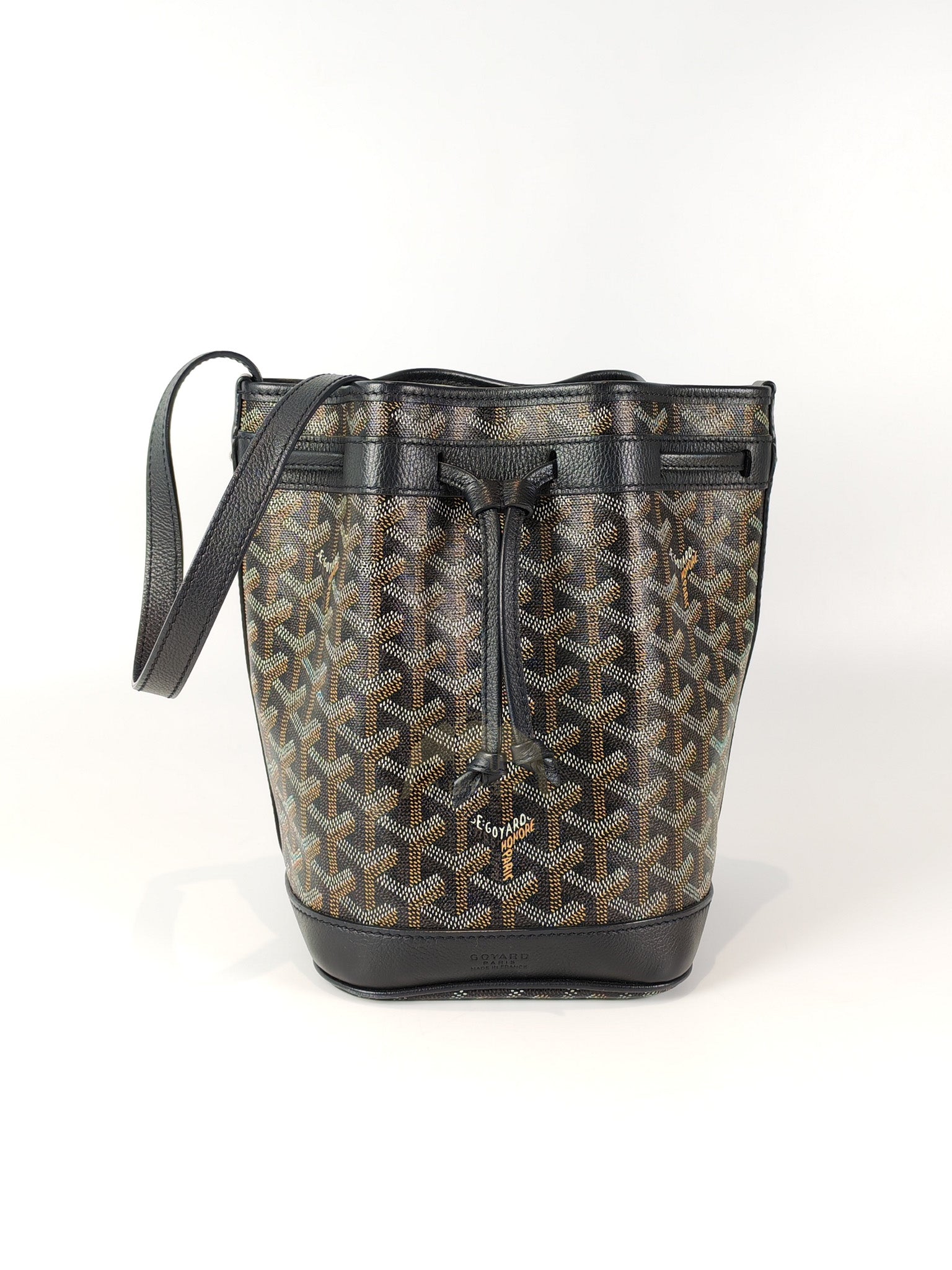 Petit Flot Bucket Sling Bag PM in Black Goyardine Canvas | Purse Maison Luxury Bags Shop