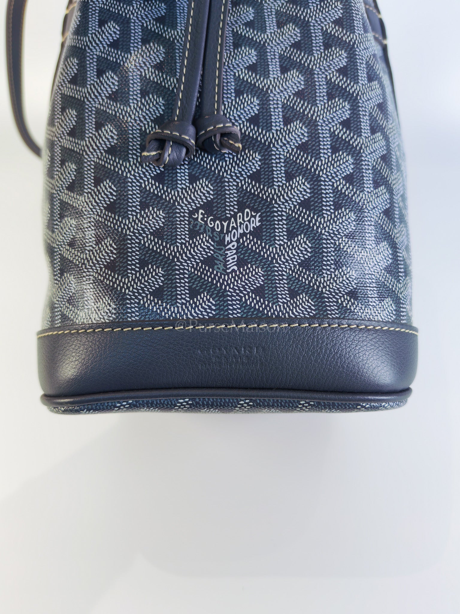 Petit Flot Bucket Sling Bag PM in Gray/Gris Goyardine Canvas | Purse Maison Luxury Bags Shop