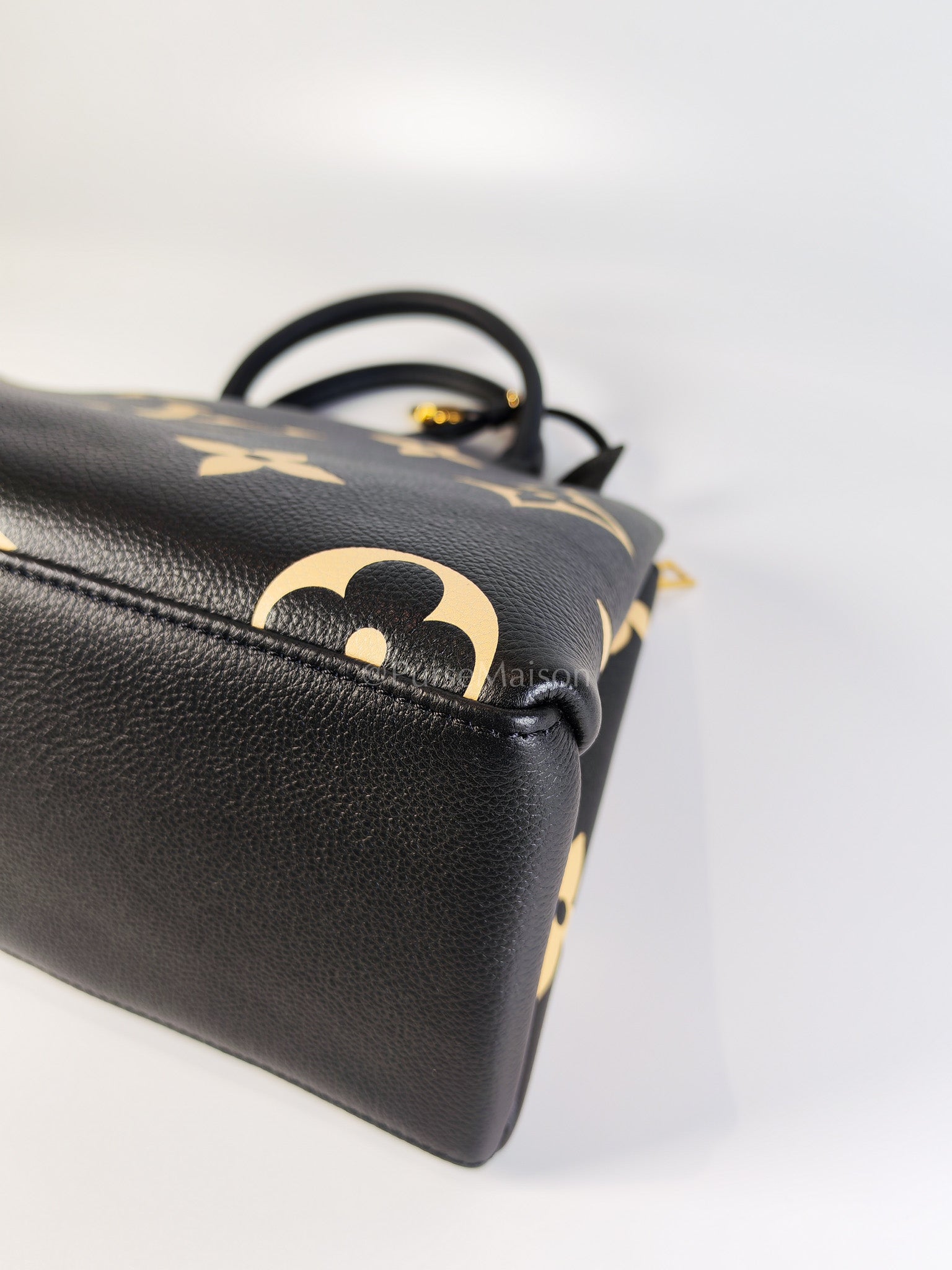 Petit Palais PM Bicolor Monogram Leather (Microchip) | Purse Maison Luxury Bags Shop