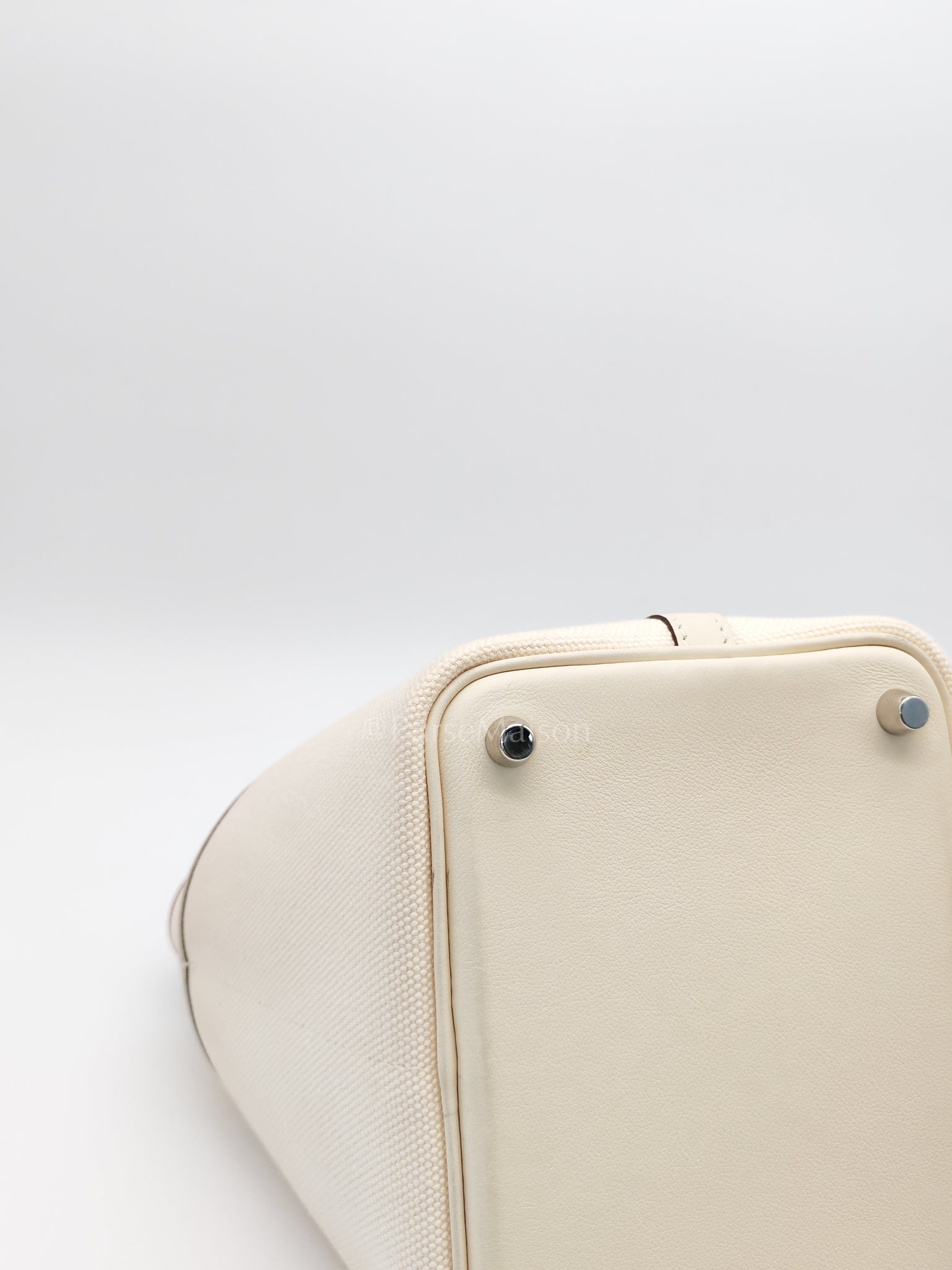 Picotin 18 Cargo in Nata Canvas and Palladium Hardware Stamp W (2024) | Purse Maison Luxury Bags Shop