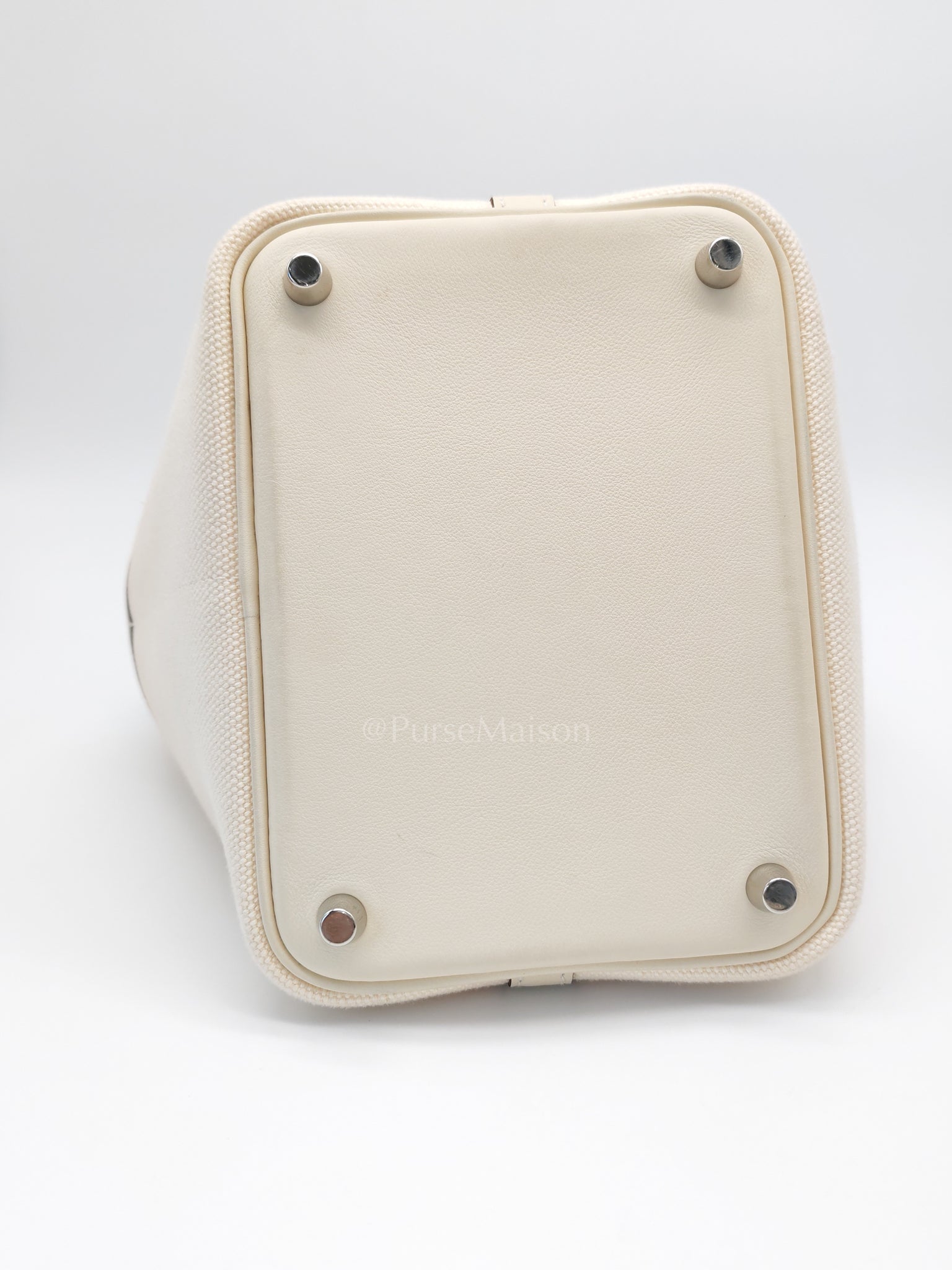 Picotin 18 Cargo in Nata Canvas and Palladium Hardware Stamp W (2024) | Purse Maison Luxury Bags Shop