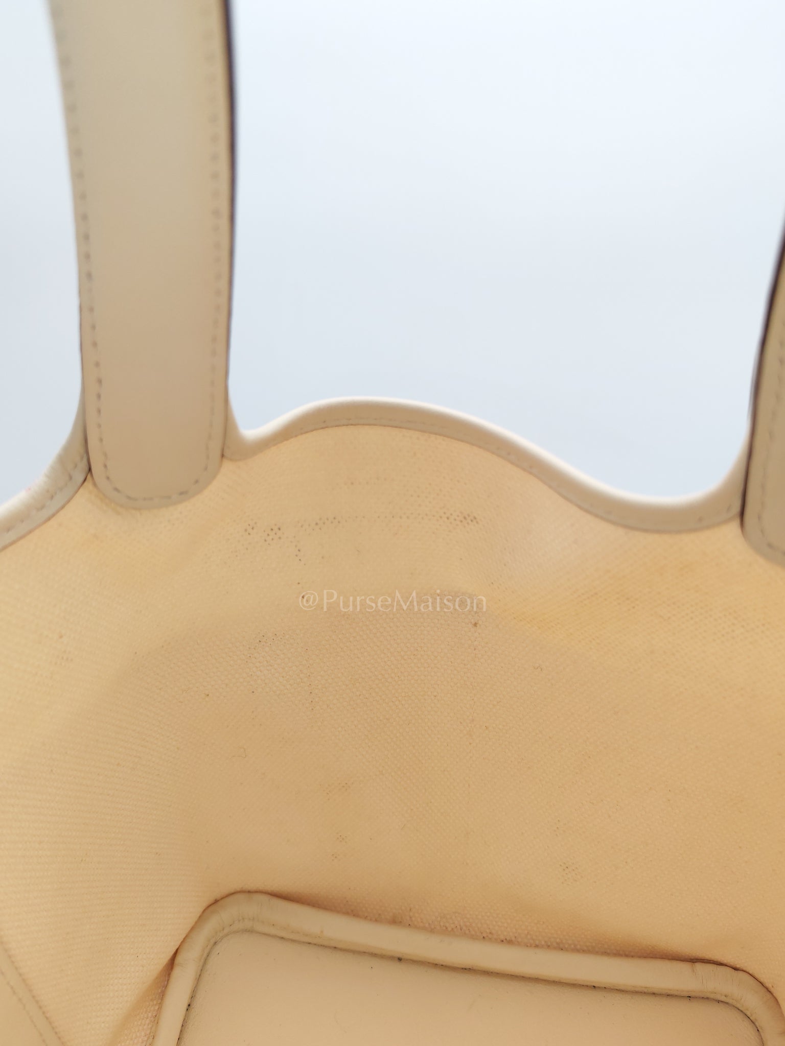 Picotin 18 Cargo in Nata Canvas and Palladium Hardware Stamp W (2024) | Purse Maison Luxury Bags Shop