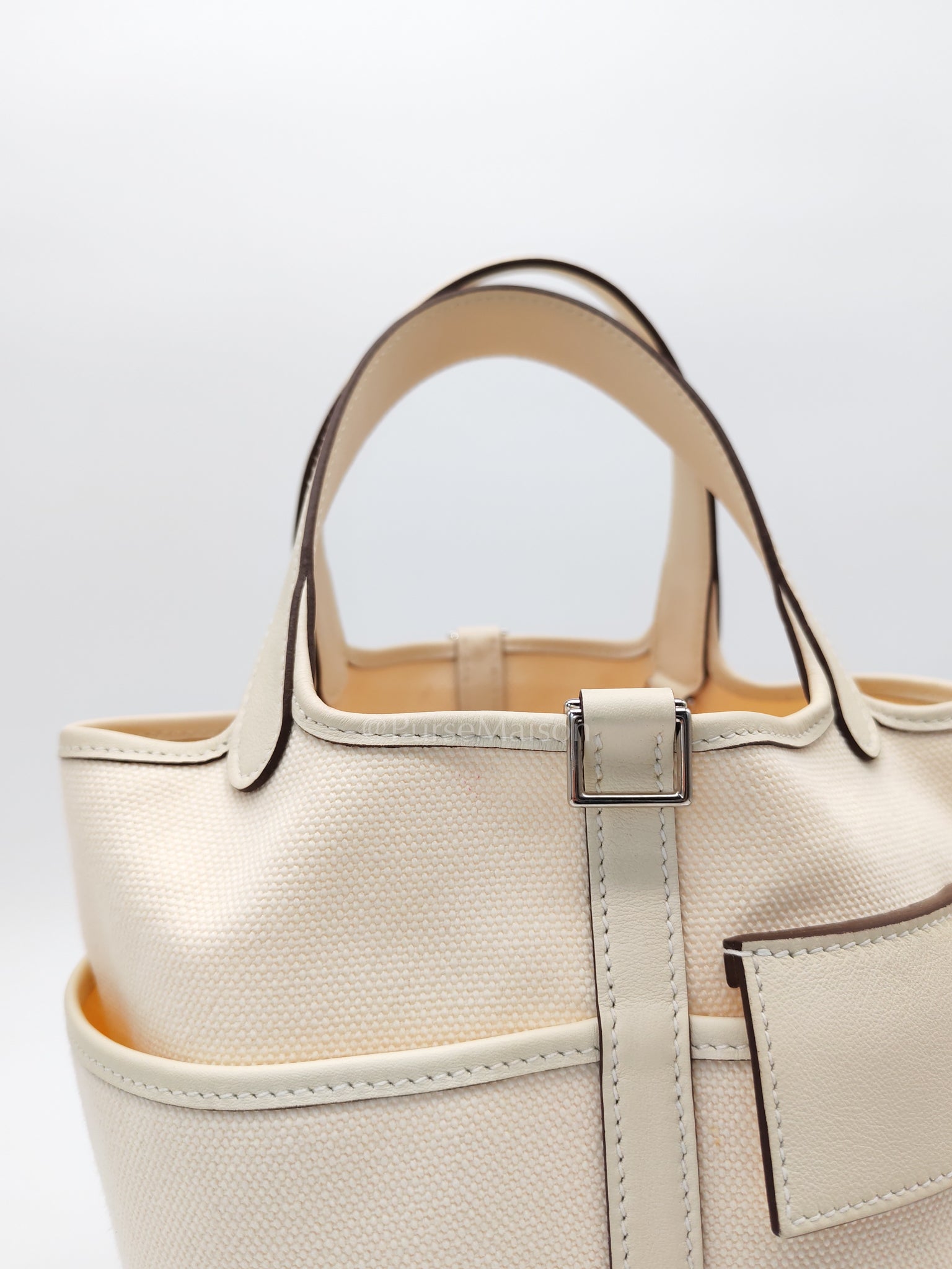 Picotin 18 Cargo in Nata Canvas and Palladium Hardware Stamp W (2024) | Purse Maison Luxury Bags Shop