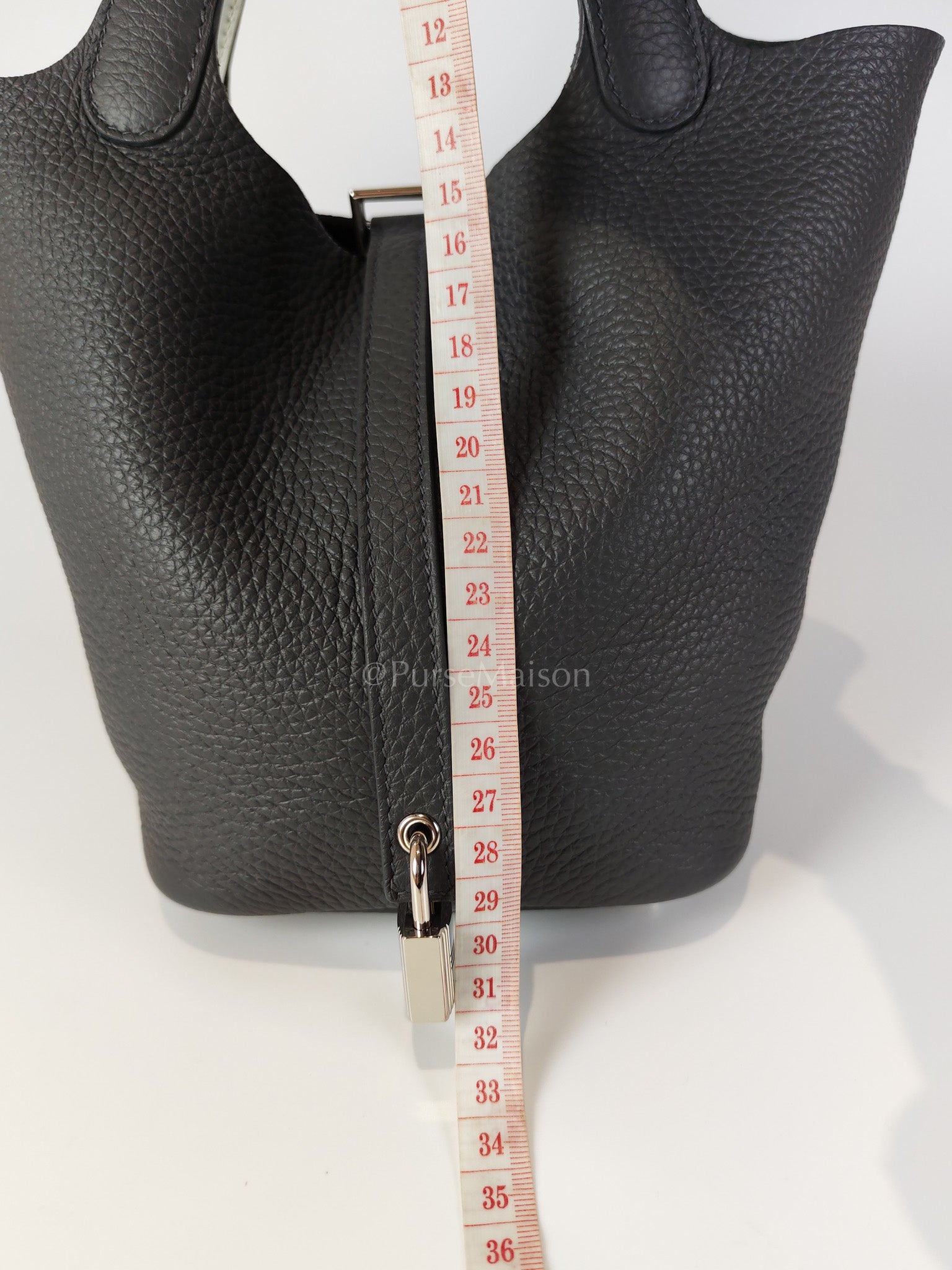 Picotin 18 Gris Misty Bicolor in Clemence Leather and Palladium Hardware Stamp W (2024) | Purse Maison Luxury Bags Shop