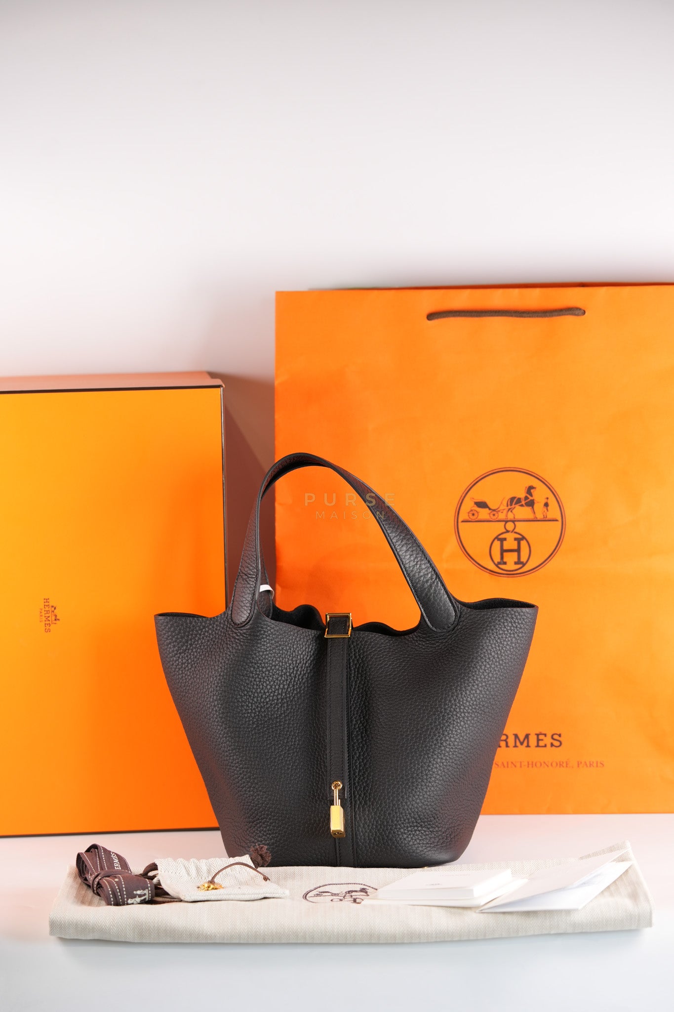 Picotin 22 in Black Clemence Leather and Gold Hardware Stamp K (2025) | Purse Maison Luxury Bags Shop