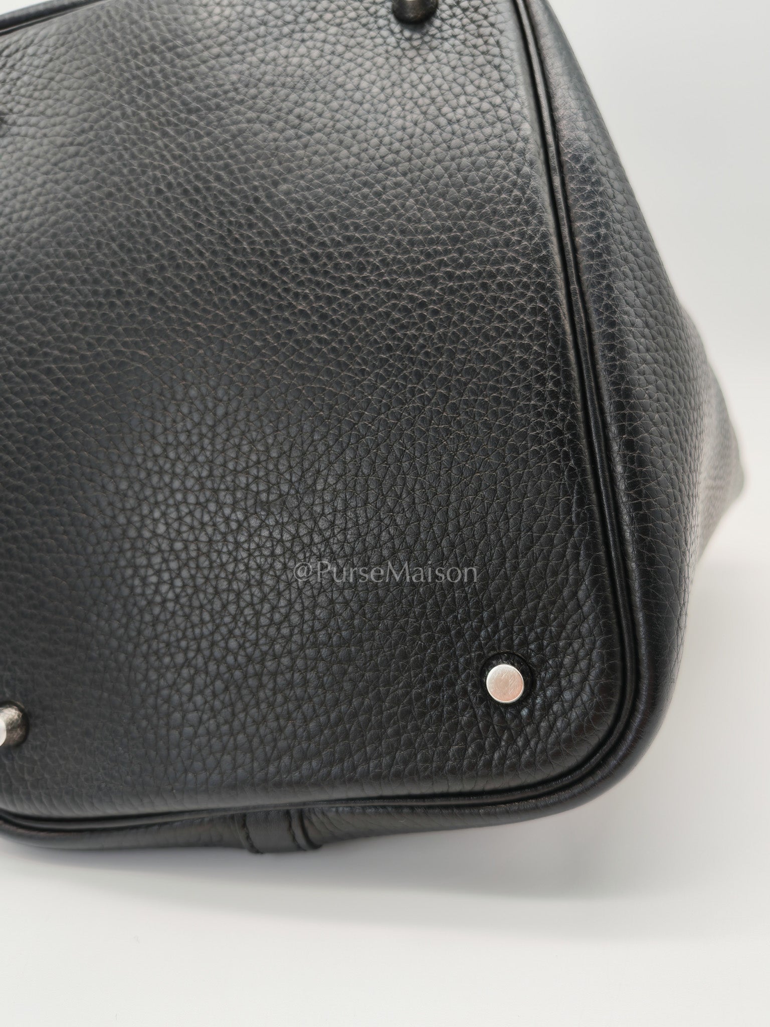 Picotin 22 in Black Clemence Leather and Palladium Hardware Stamp T (2015) | Purse Maison Luxury Bags Shop