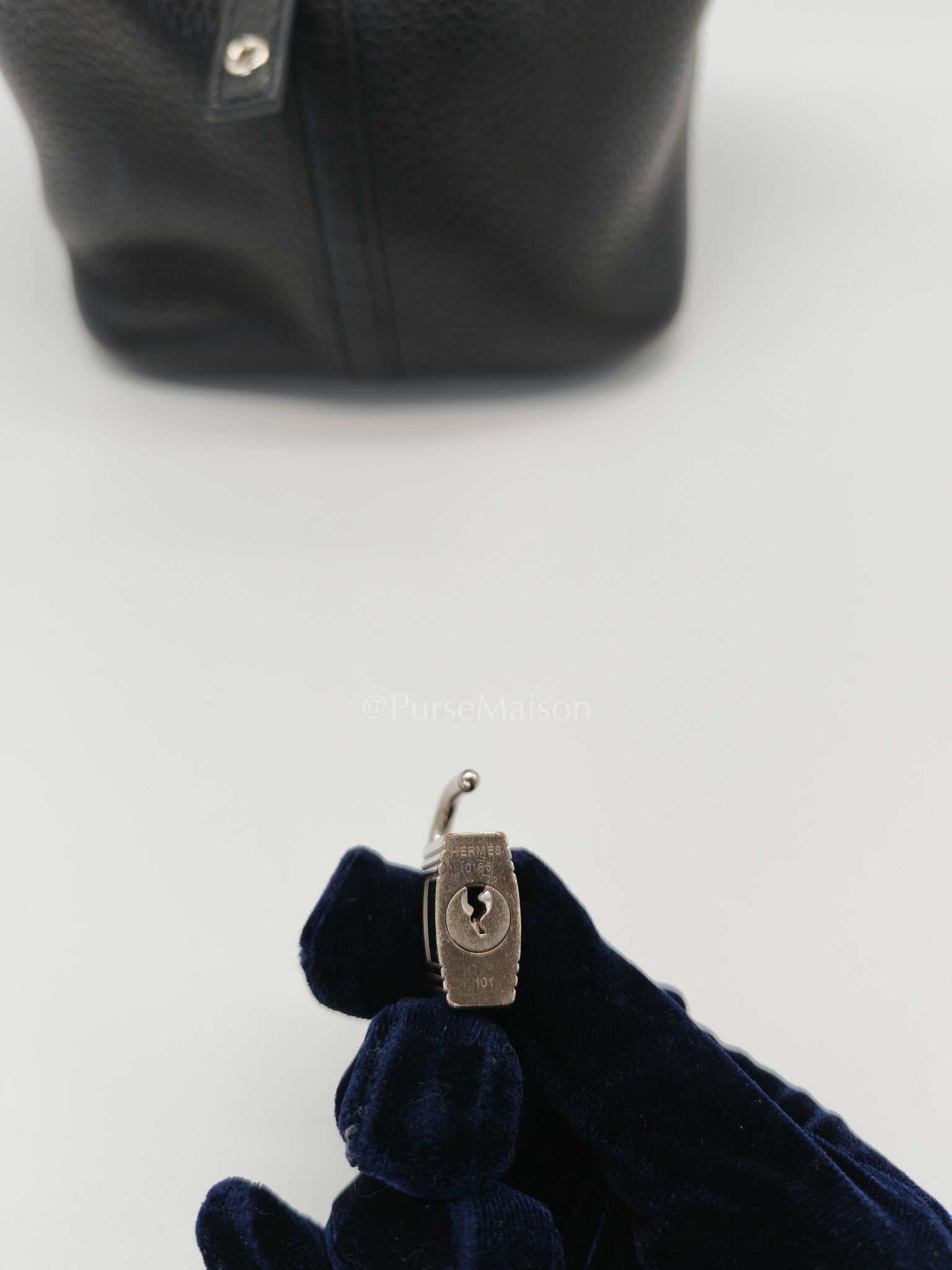 Picotin 22 in Black Clemence Leather and Palladium Hardware Stamp T (2015) | Purse Maison Luxury Bags Shop