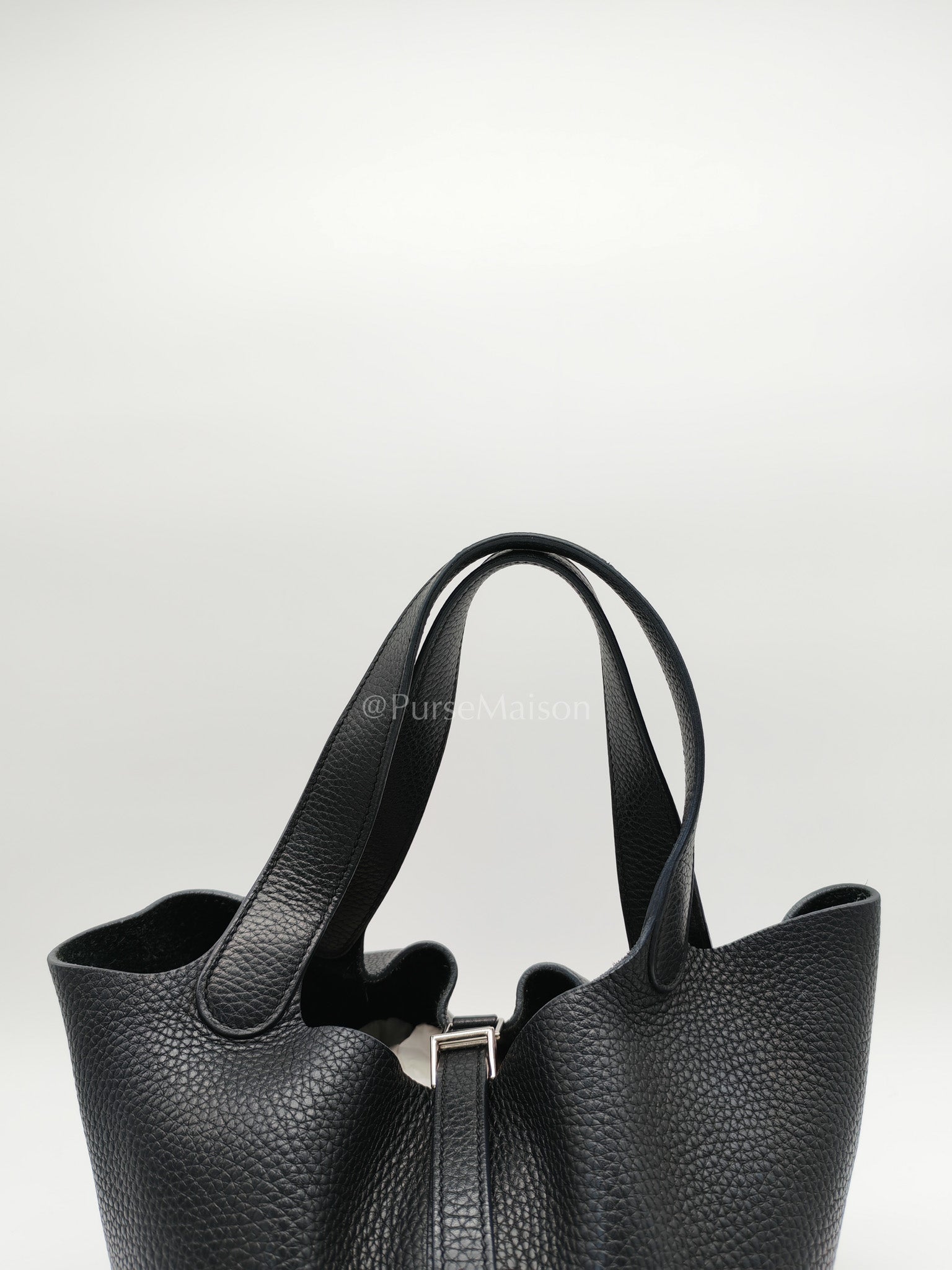 Picotin 22 in Black Clemence Leather and Palladium Hardware Stamp T (2015) | Purse Maison Luxury Bags Shop