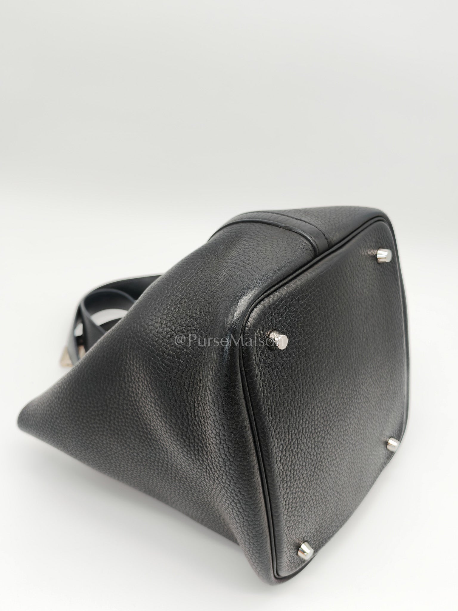 Picotin 22 in Black Clemence Leather and Palladium Hardware Stamp T (2015) | Purse Maison Luxury Bags Shop