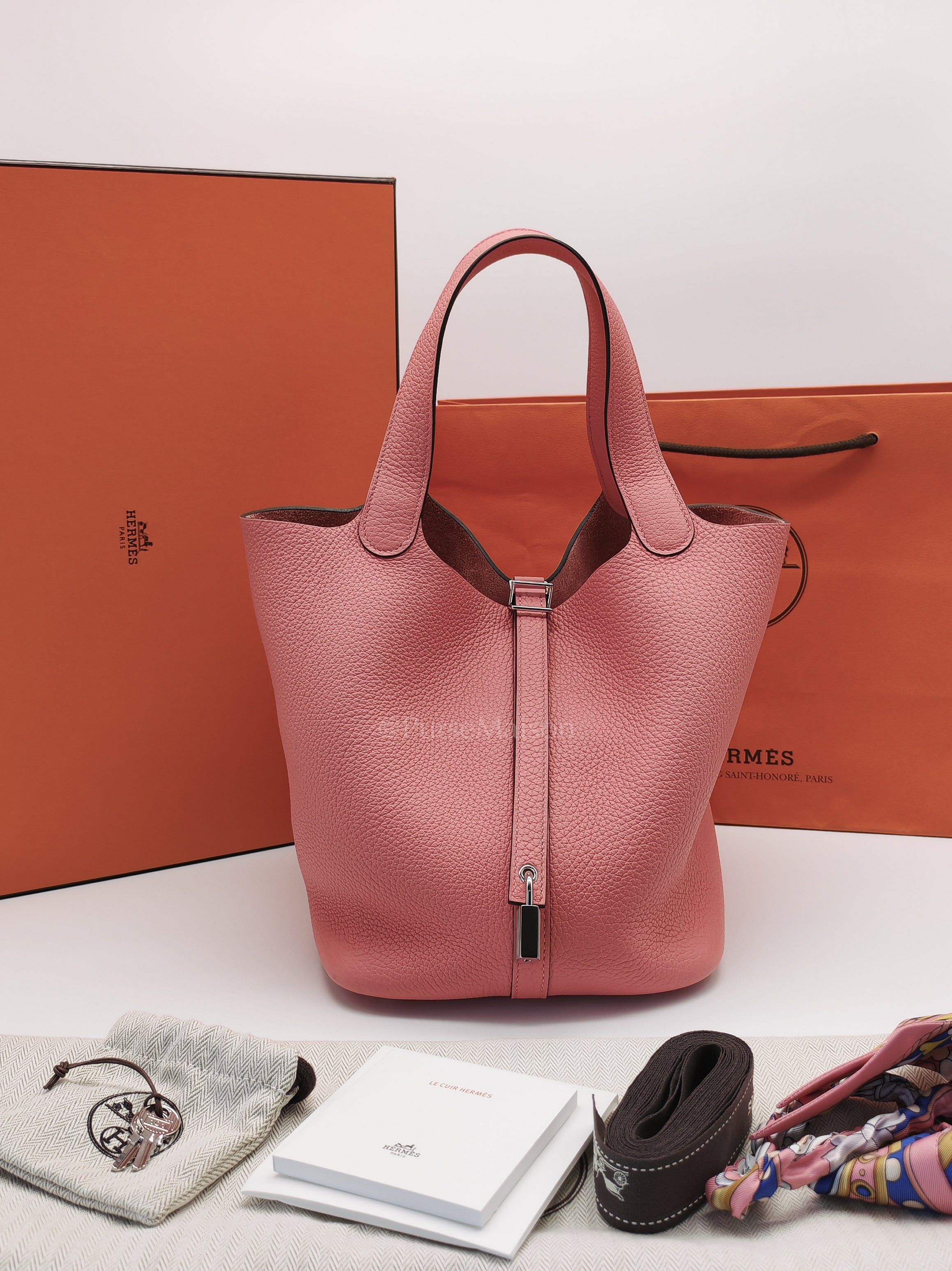 Picotin 22 in Rose Azelee Clemence Leather & Palladium Hardware Stamp B (2023) | Purse Maison Luxury Bags Shop