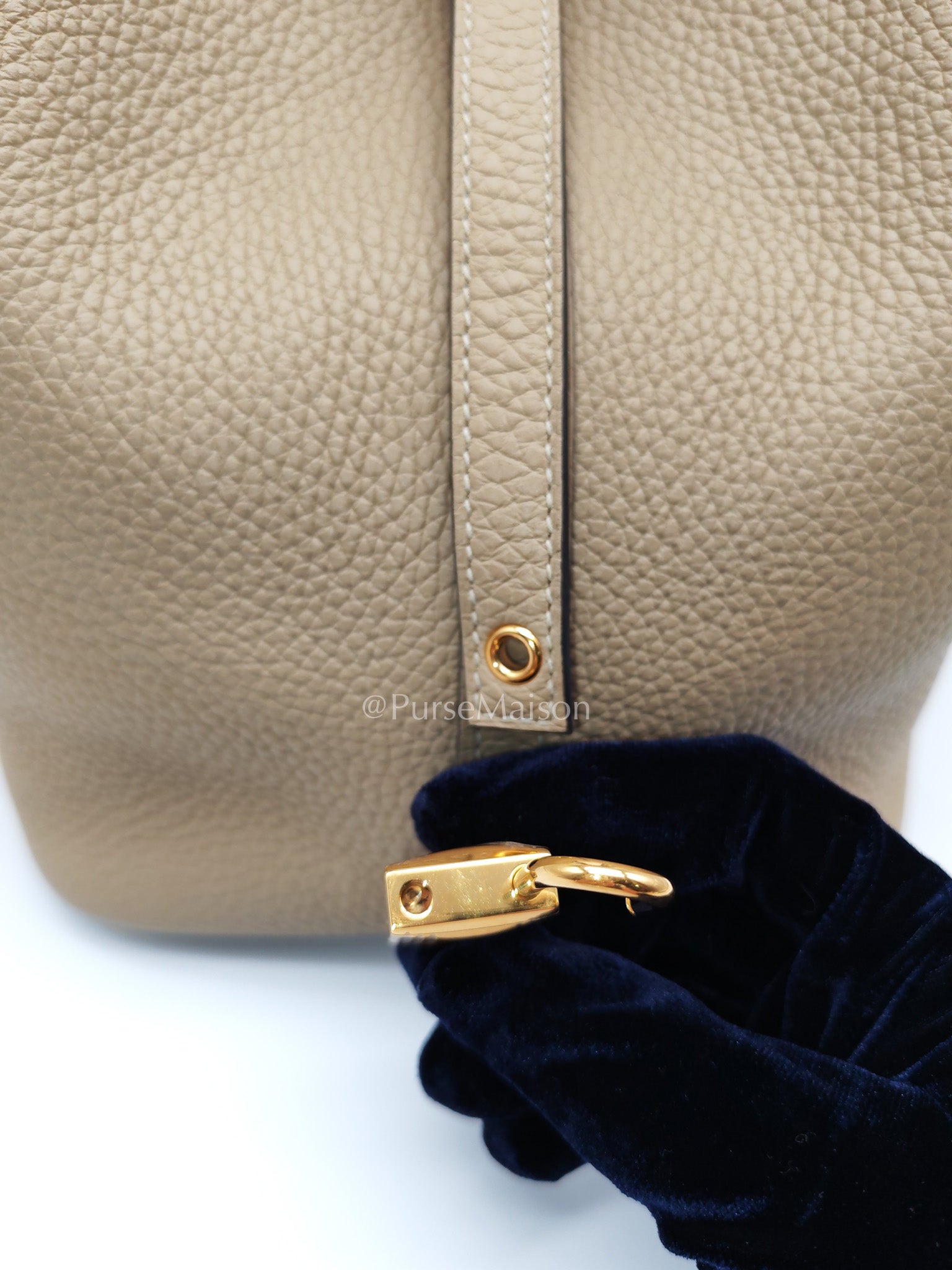 Picotin 22 Trench in Clemence Leather and Gold Hardware Stamp U (2022) | Purse Maison Luxury Bags Shop