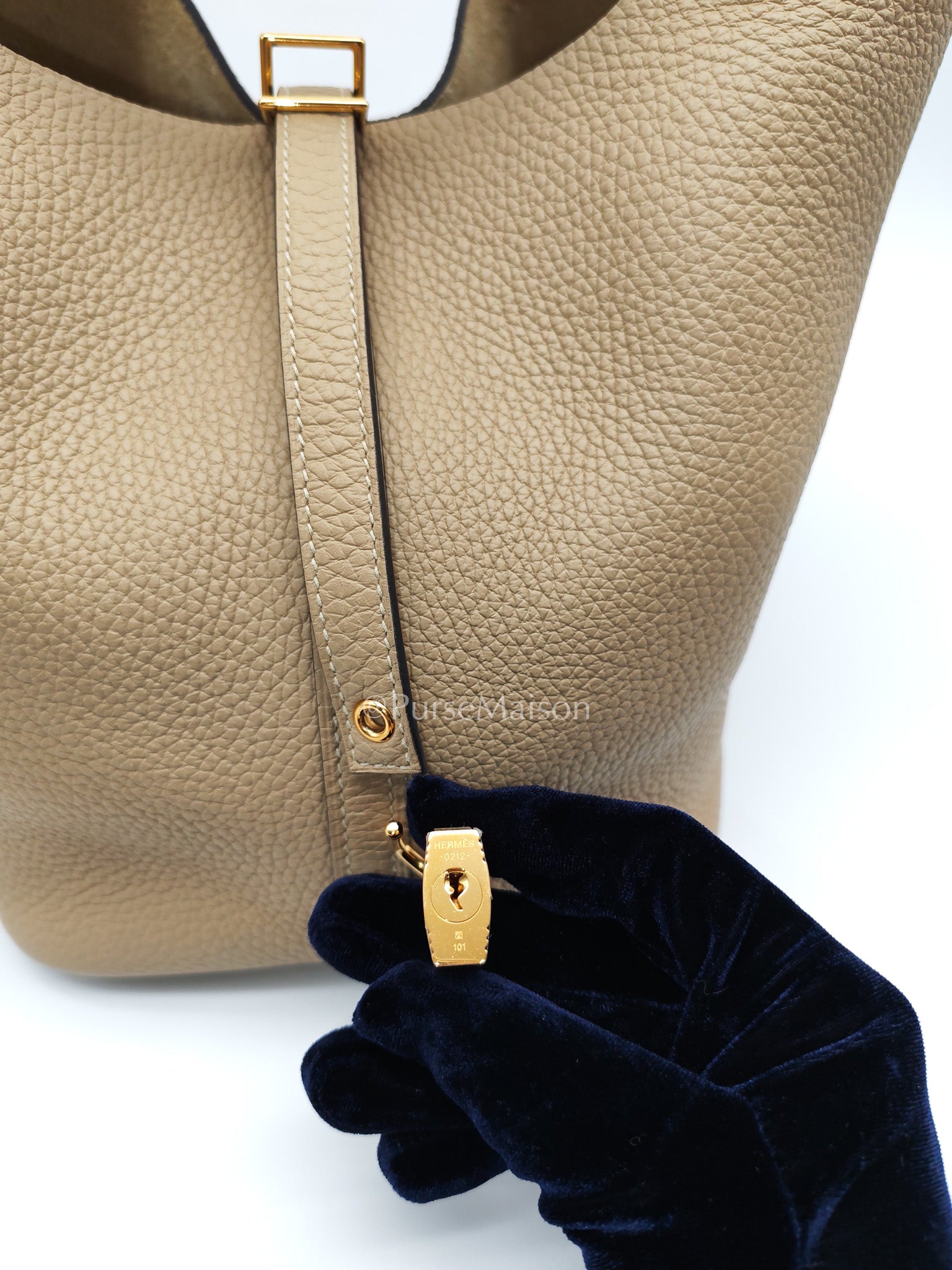 Picotin 22 Trench in Clemence Leather and Gold Hardware Stamp U (2022) | Purse Maison Luxury Bags Shop