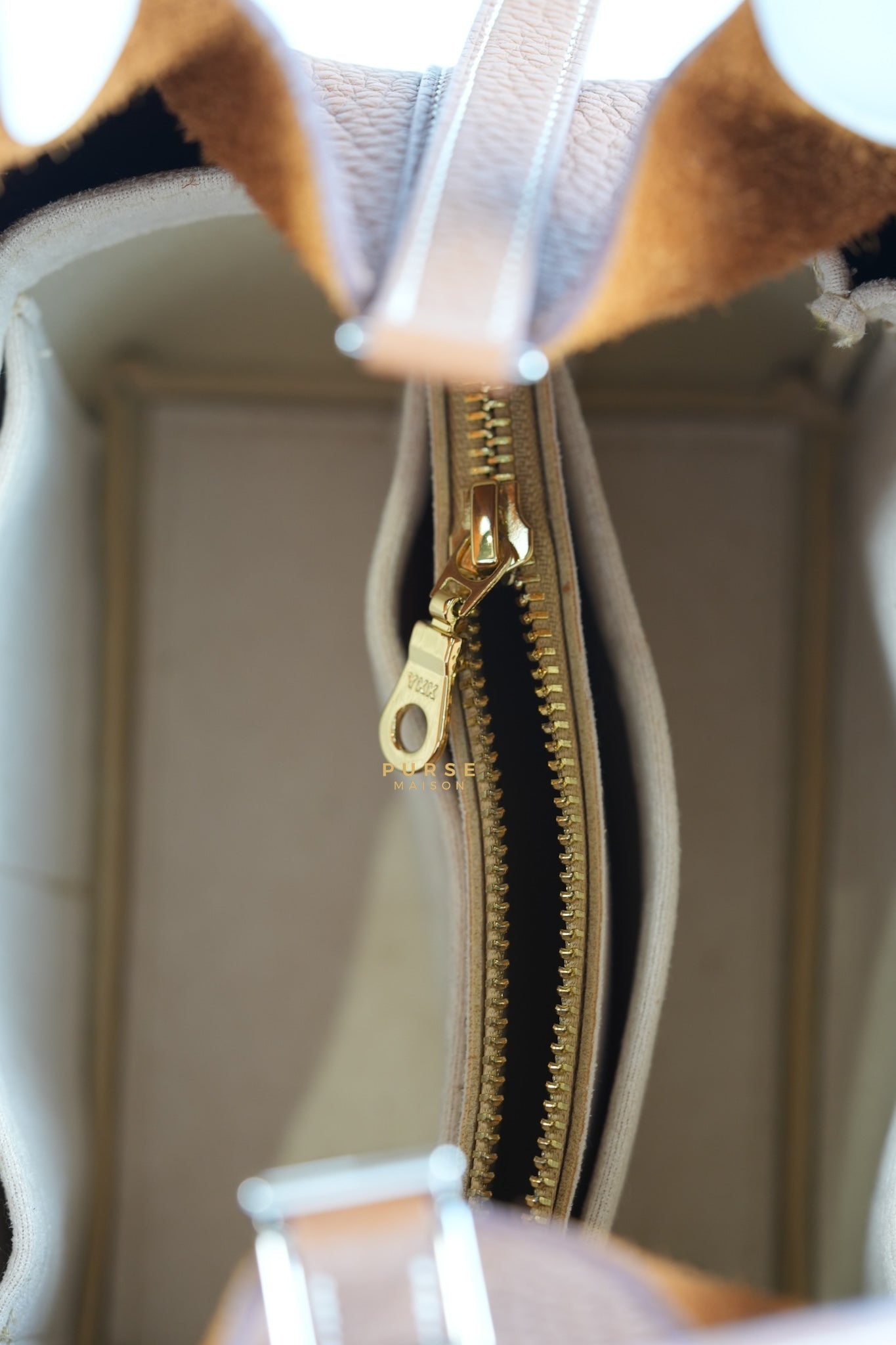 Picotin Lock 18 Taurillion Clemence Gold & Palladium Hardware Stamp Z | Purse Maison Luxury Bags Shop